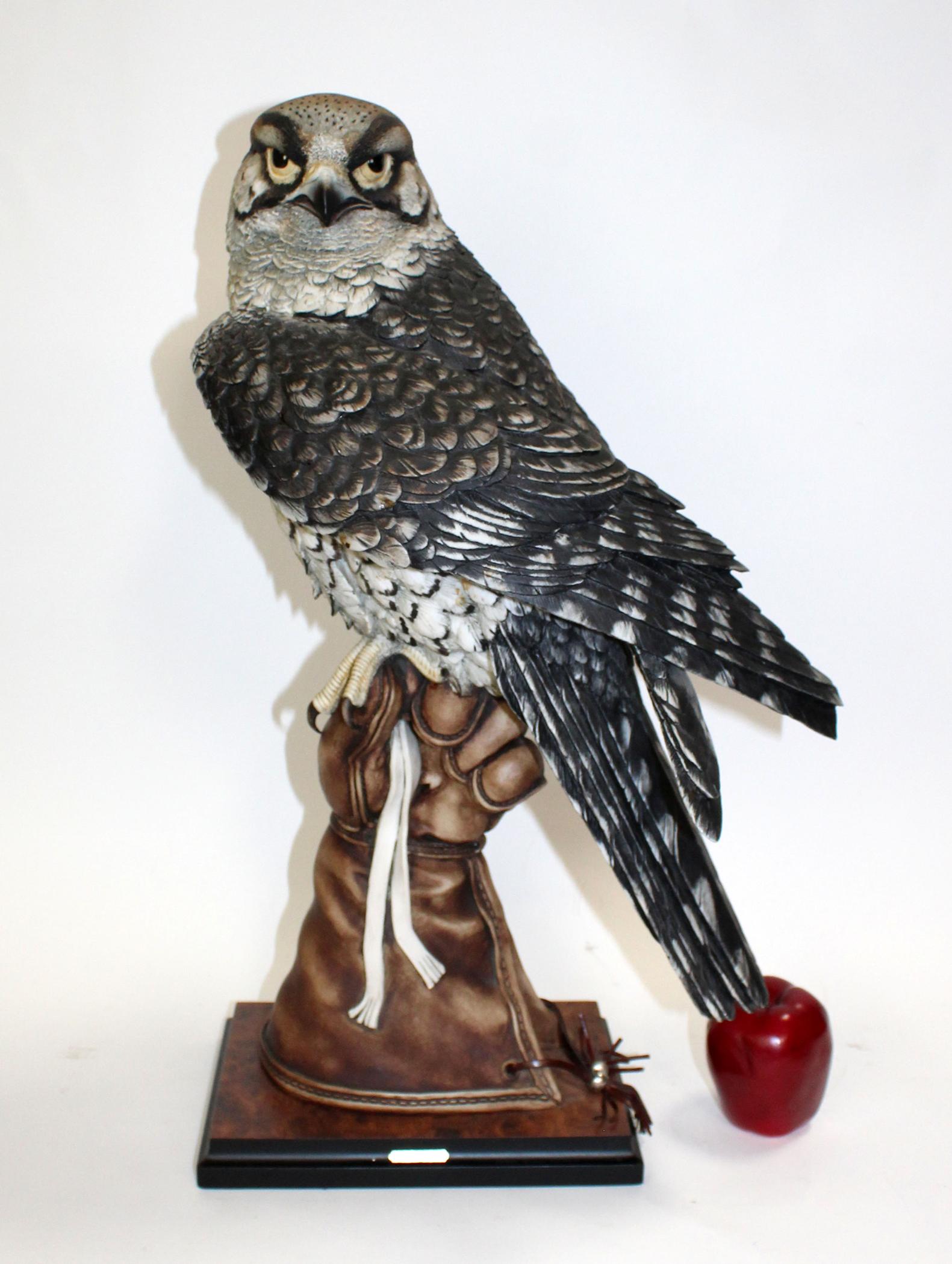 Giuseppe Armani The Falconer sculpture: Giuseppe Armani The Falconer sculpture. Limited edition. Signed and numbered 71/3000 on base. 23 1/2"h x 15"w x 14"d (base is 10"w x 7 1/4"d)