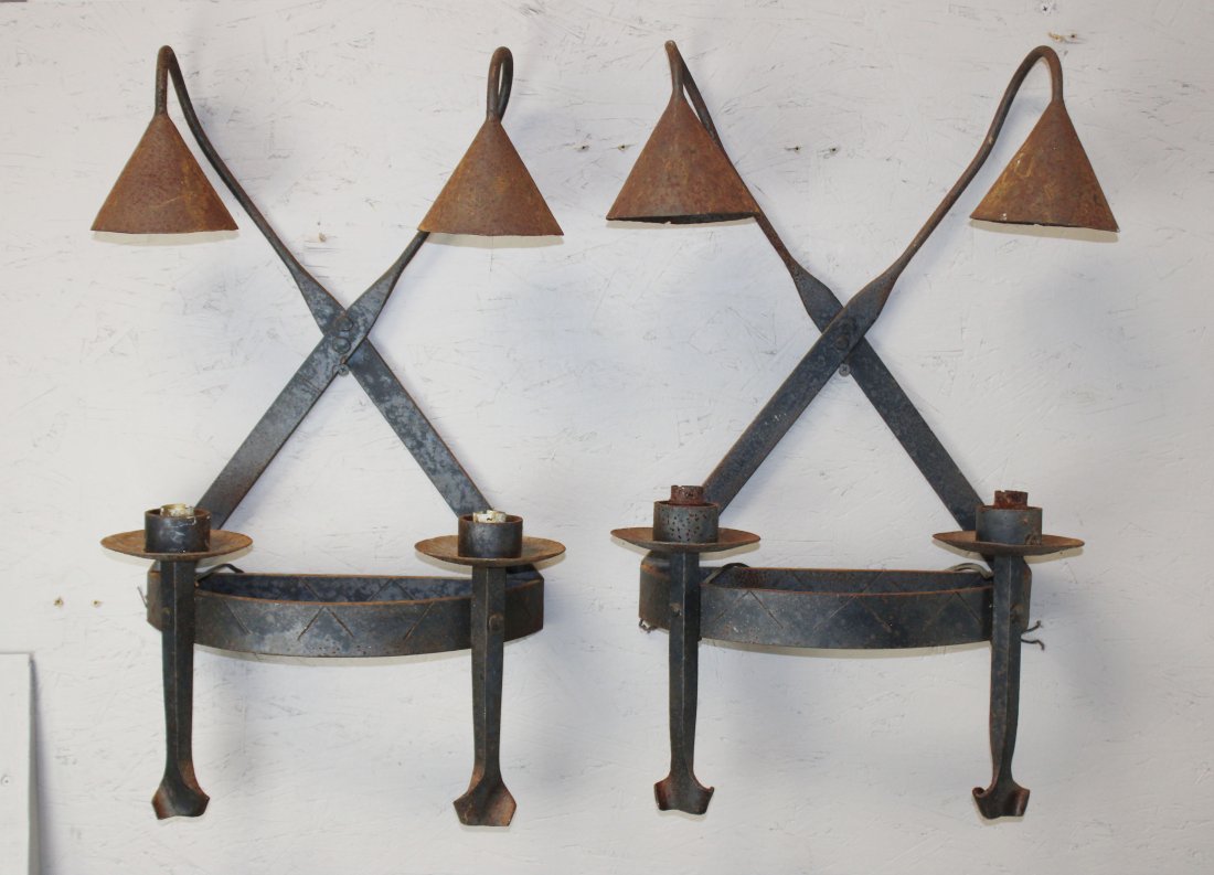 Pair of French wrought iron wall sconces (1 of 7)