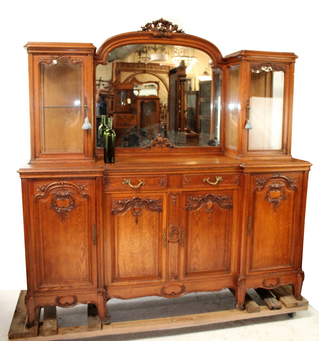 French Regency style buffet in carved oak (1 of 9)