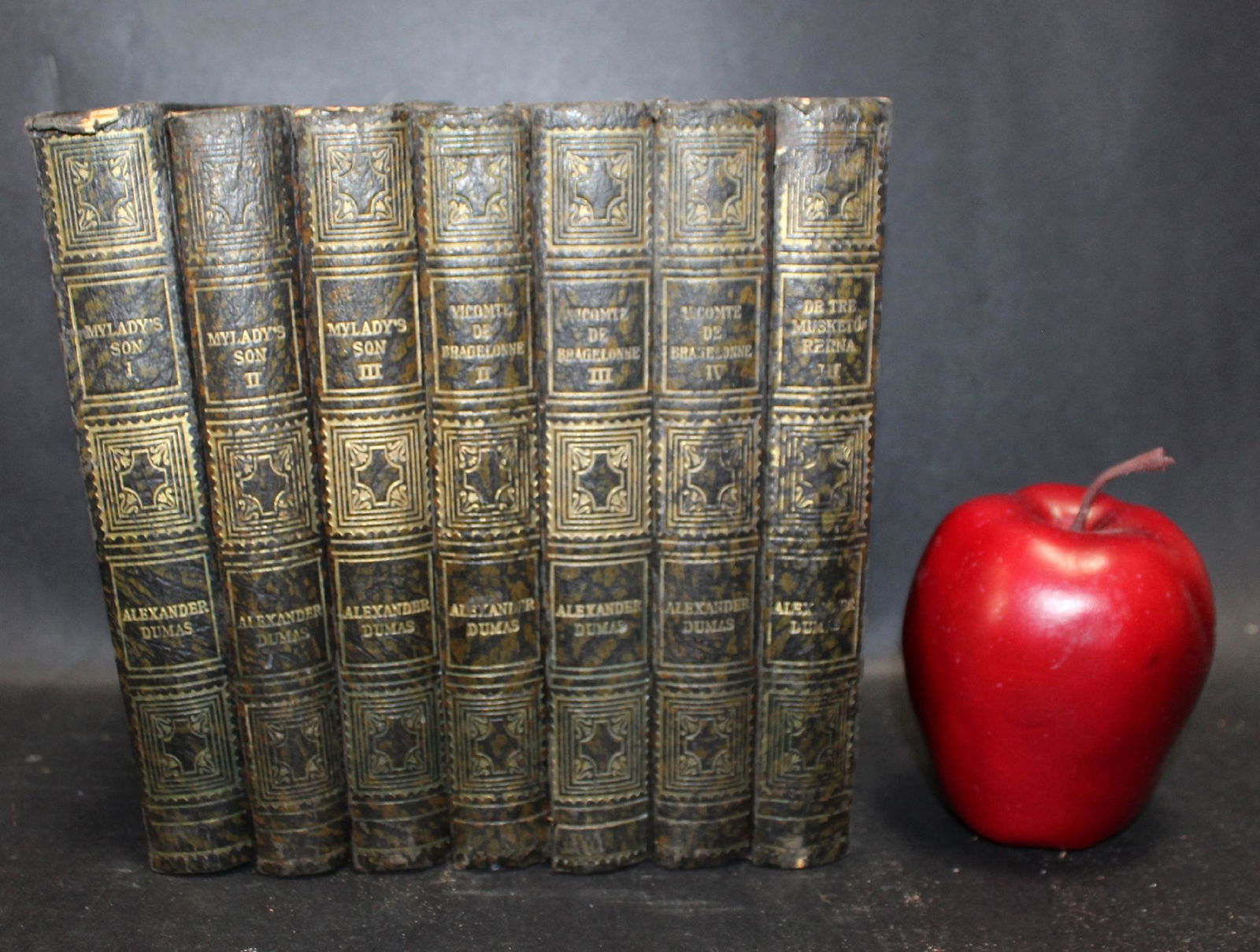 Lot of 7 leather Alexander Dumas books (1 of 4)