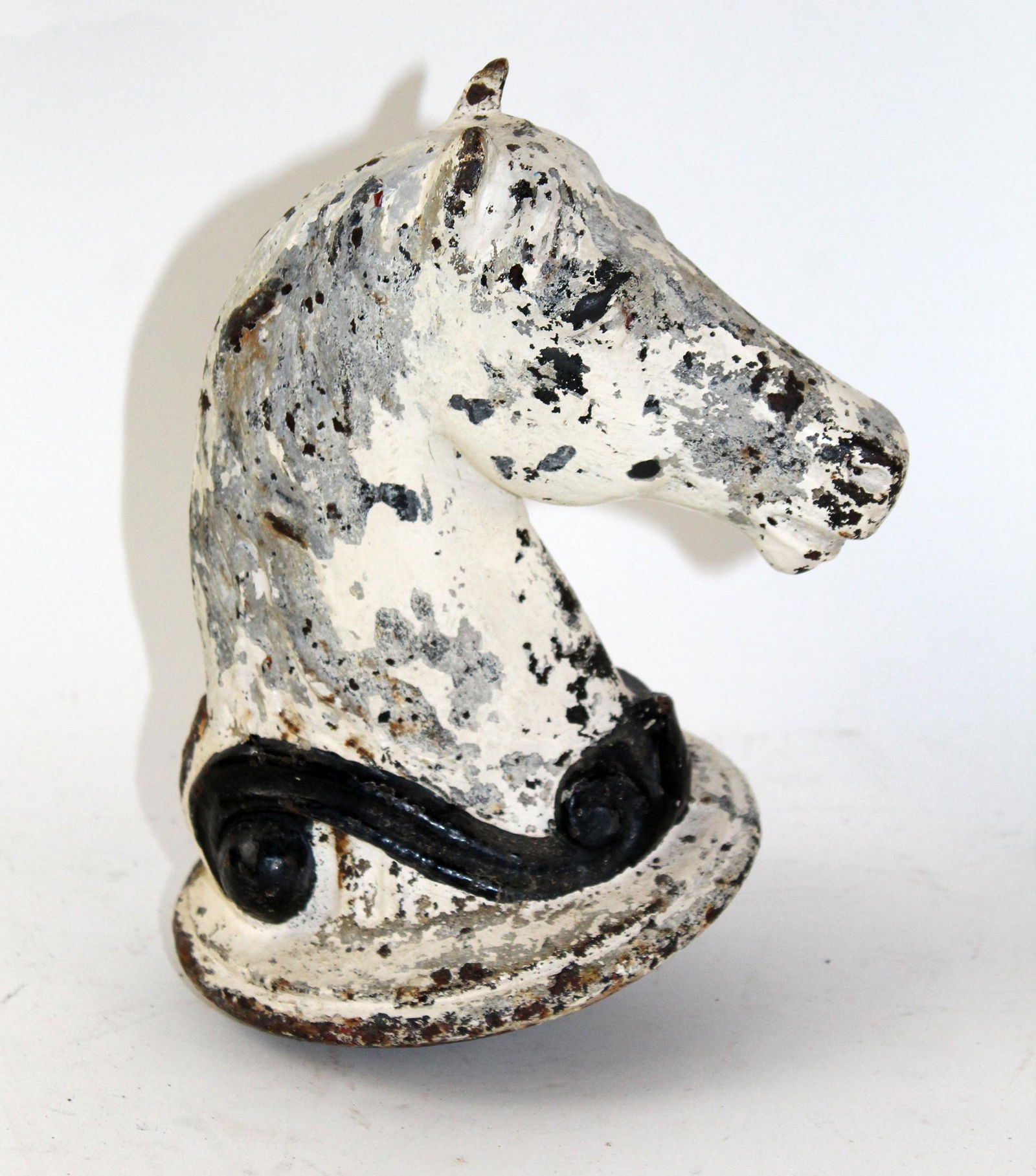Antique French cast iron horse head hitching post (1 of 8)