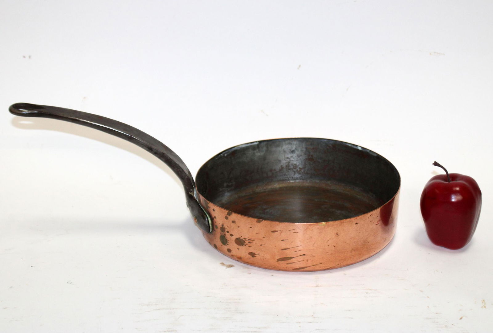 French copper pan with iron handle (1 of 6)
