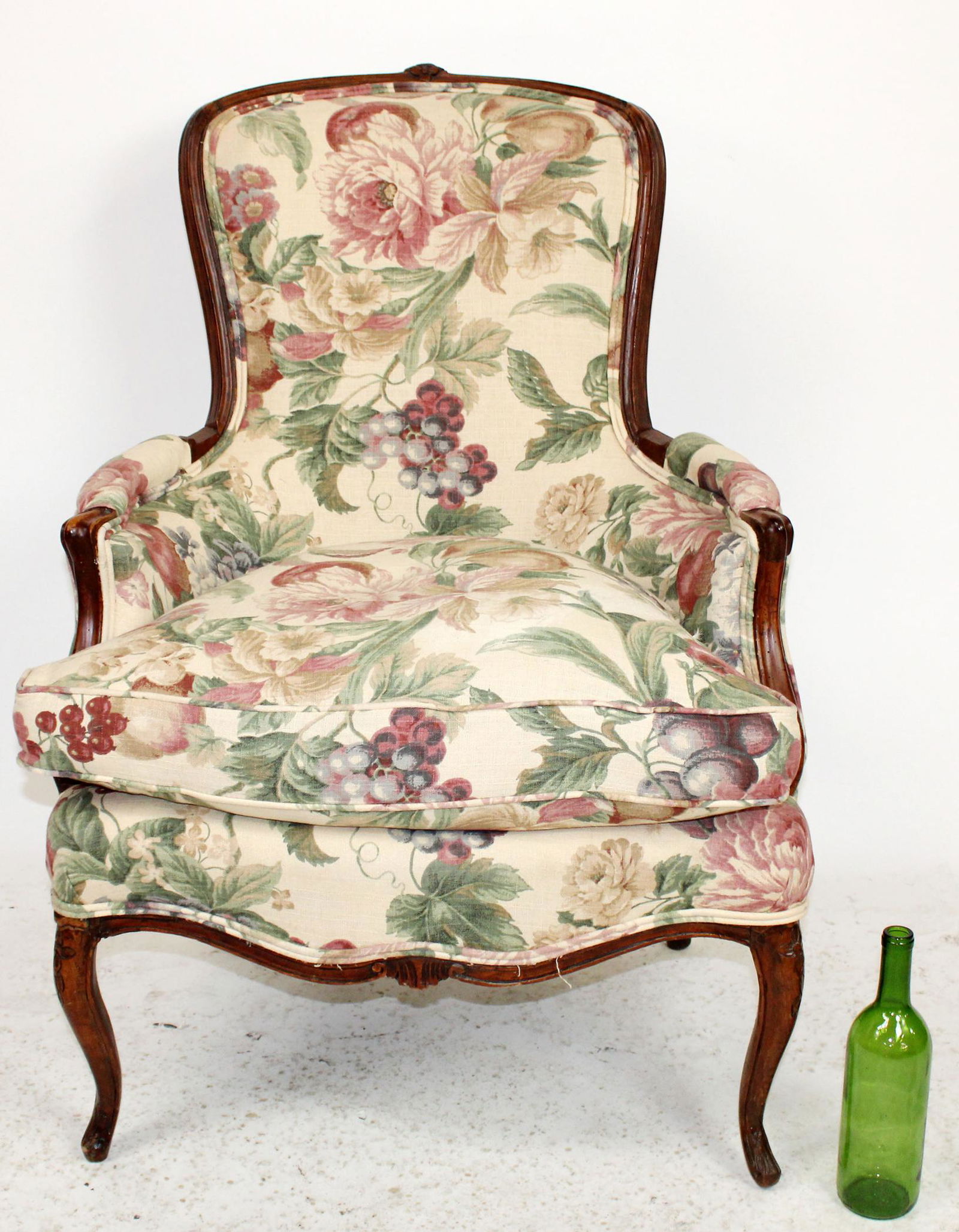 French Louis XV style bergere chair (1 of 5)