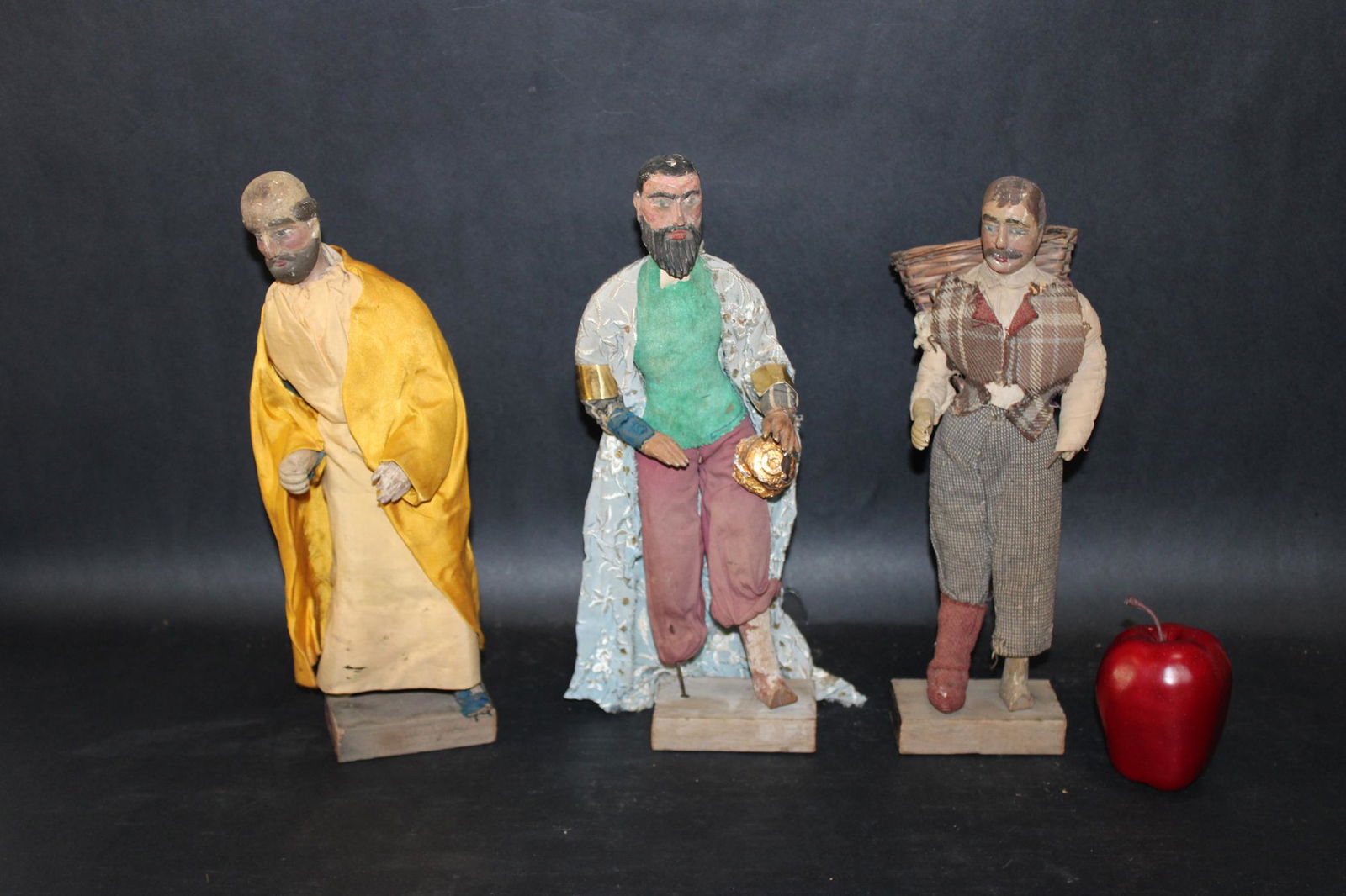 Lot of 3 folk art dolls (1 of 5)