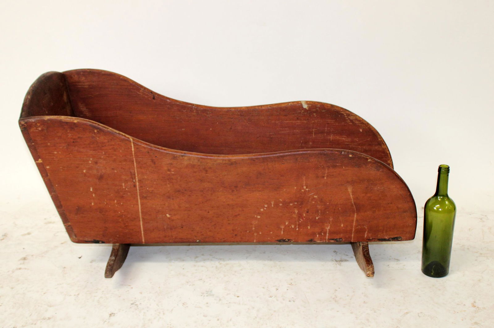 American primitive pine rocking cradle (1 of 4)