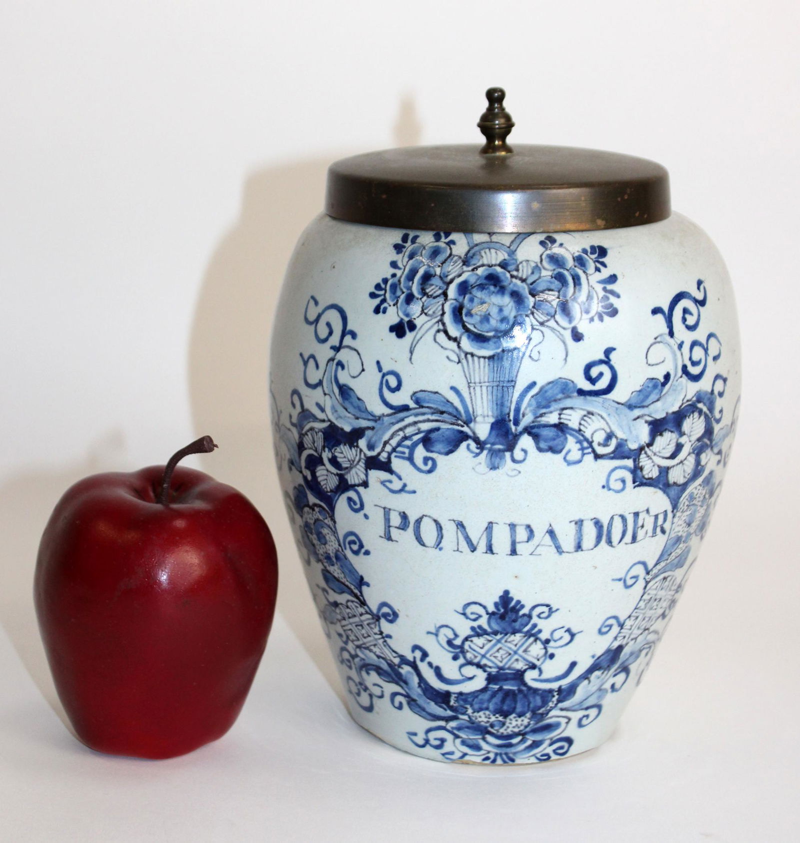 Antique Delft tobacco jar (1 of 7)