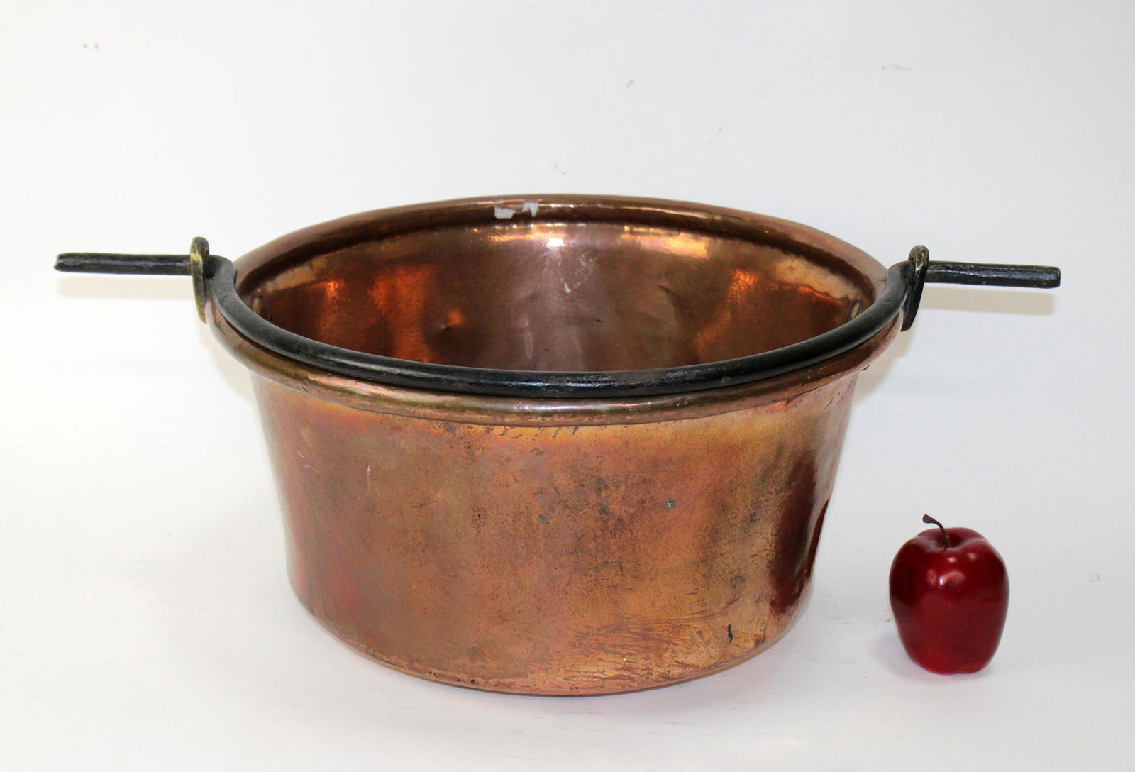 Antique French copper pot with iron handle (1 of 8)