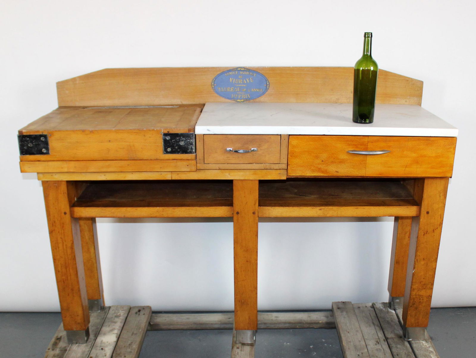French Art Deco butcher block table with marble: French Art Deco butcher block table with marble. End cut maple cutting board on one side and white marble on the other. Early-mid 20th century. 40 1/2"h x 59"w x 21"d