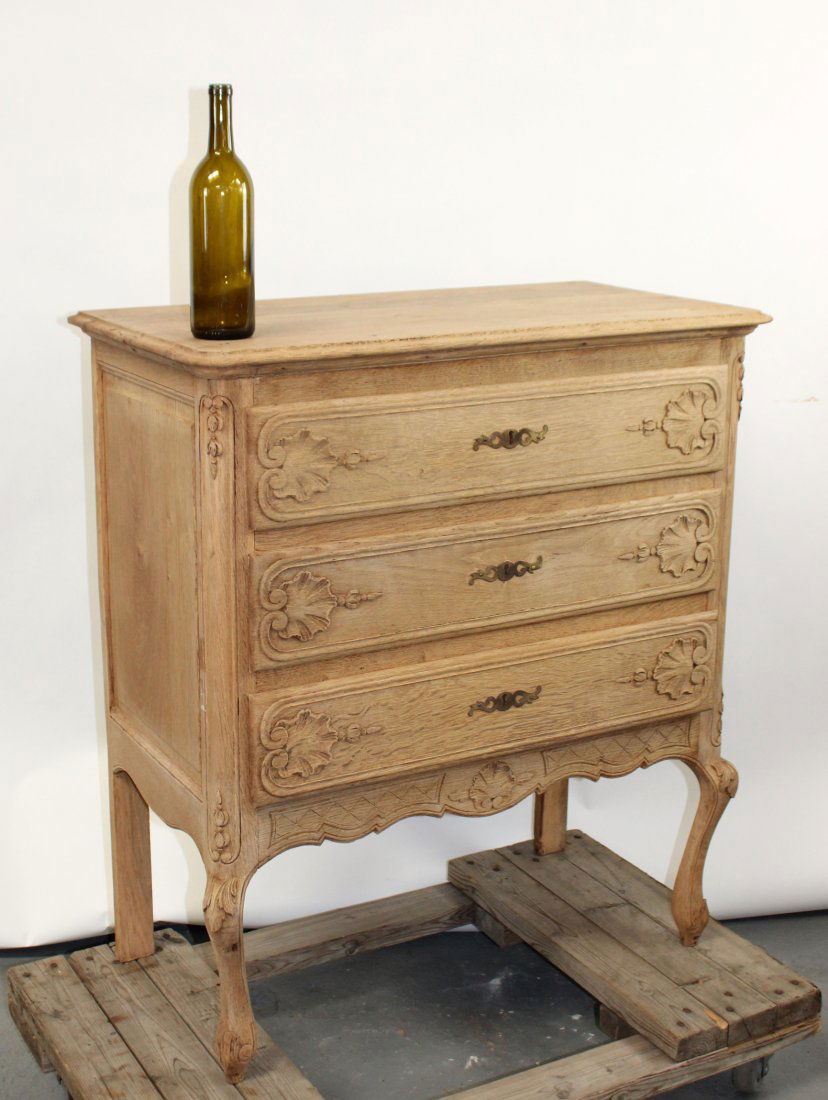 French Louis XV style 3 drawer chest in natural oak (1 of 7)