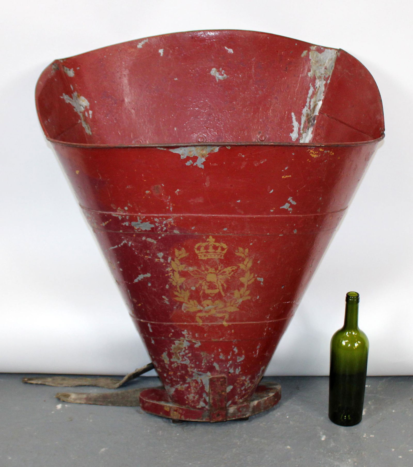 French metal grape harvest hotte (1 of 9)