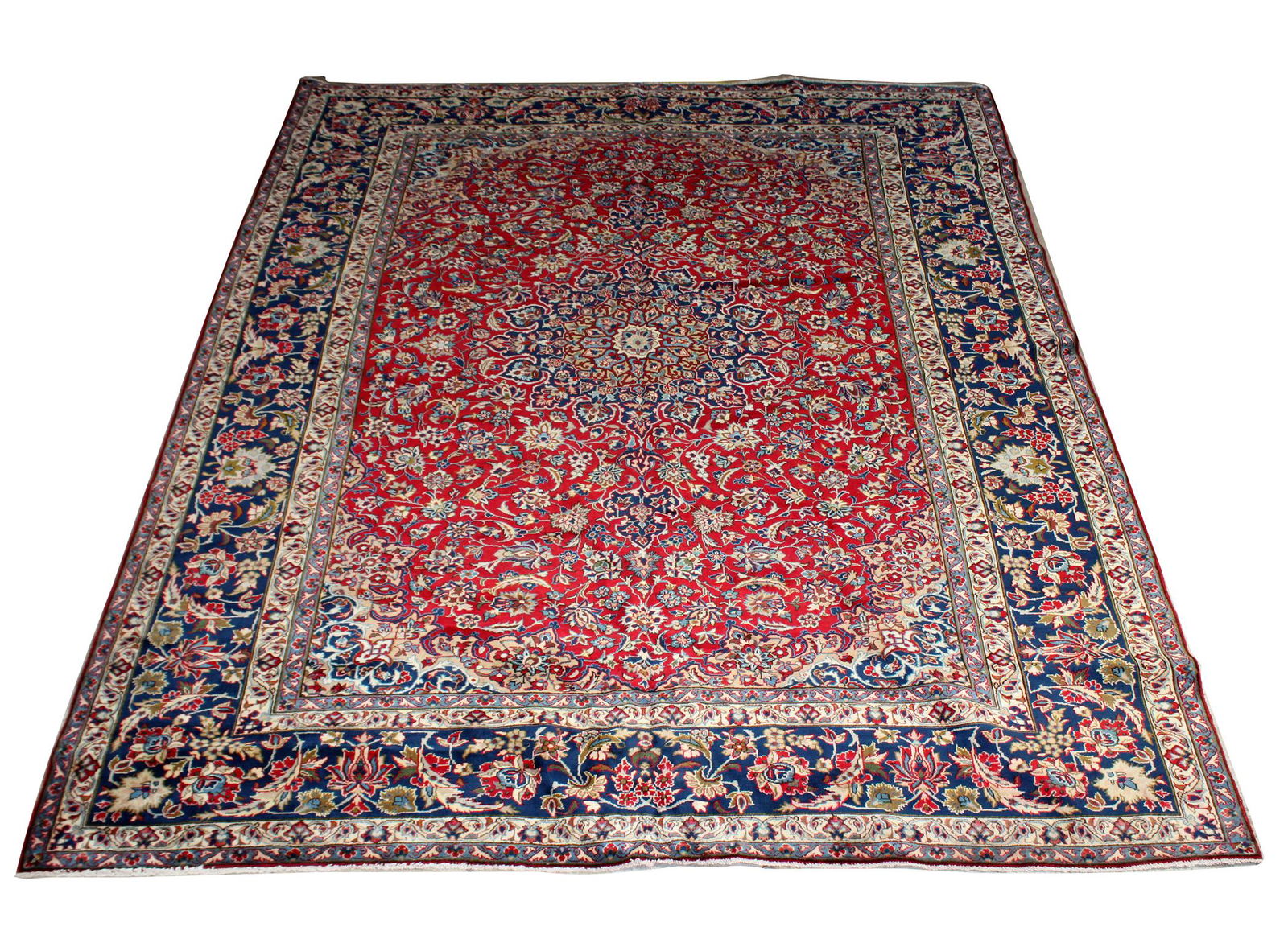 Persian 9'10" x 13'2"  wool Isfahan rug (1 of 8)