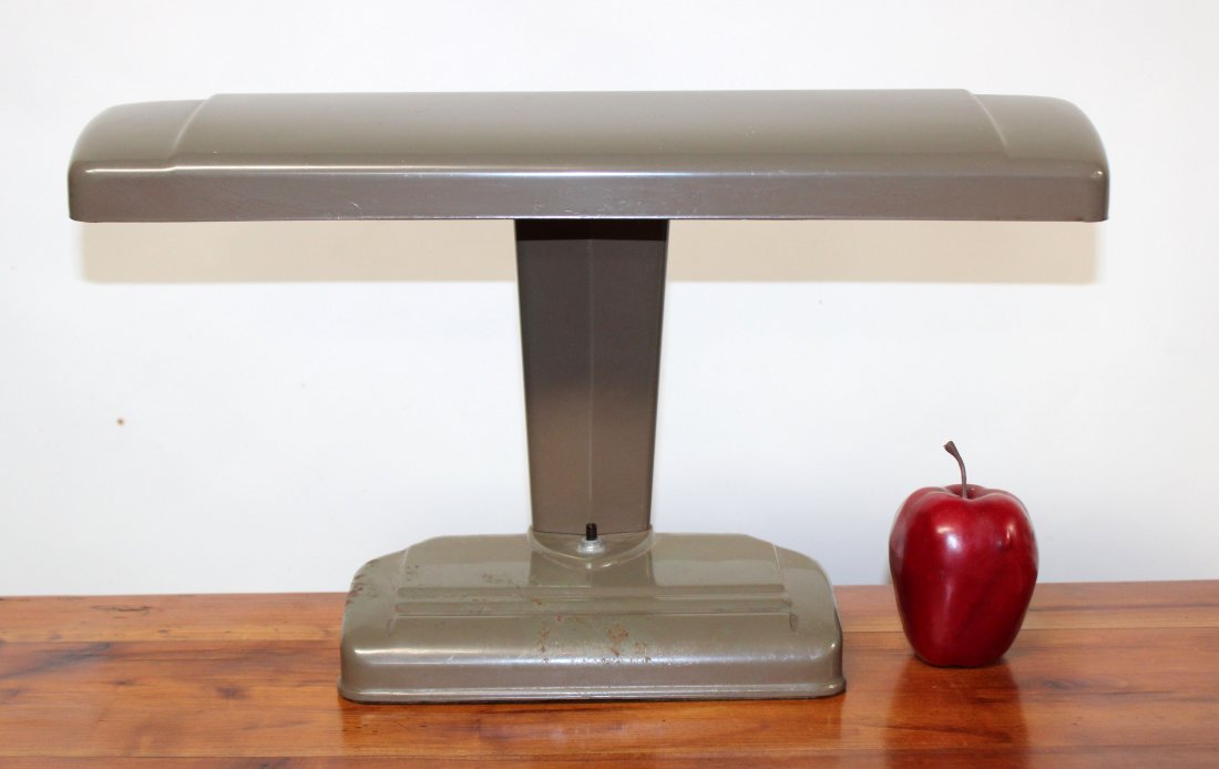 Vintage Industrial Lamp Corp Portable lamp (1 of 7)