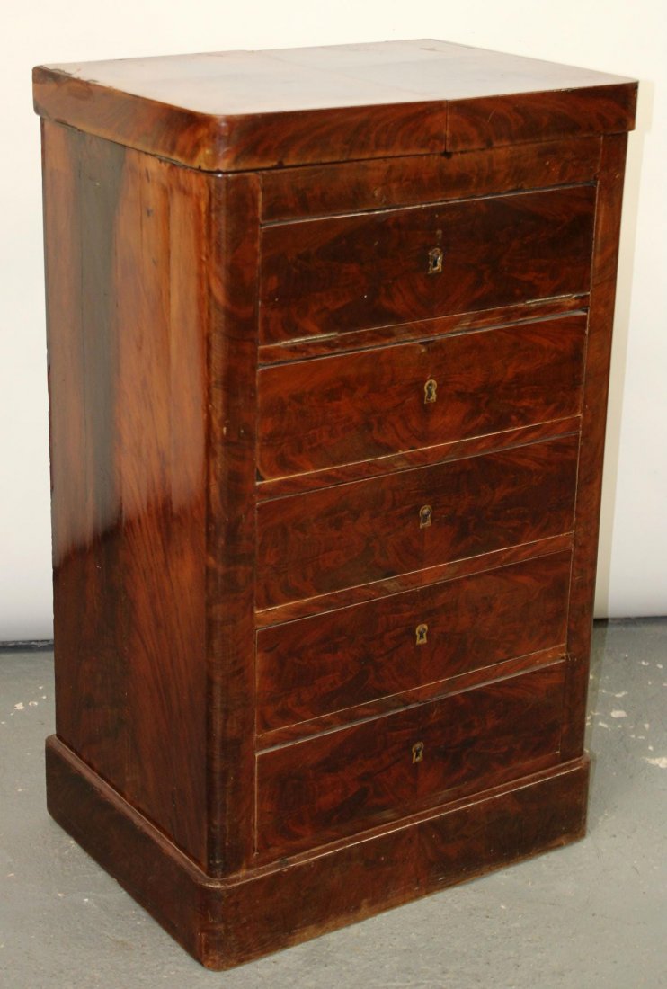 English mahogany ship captain's chest with sink: English mahogany ships captain's chest with sink. 19th century. 38 1/4"h x 22 1/4"w x 16"d x 44 1/4"w