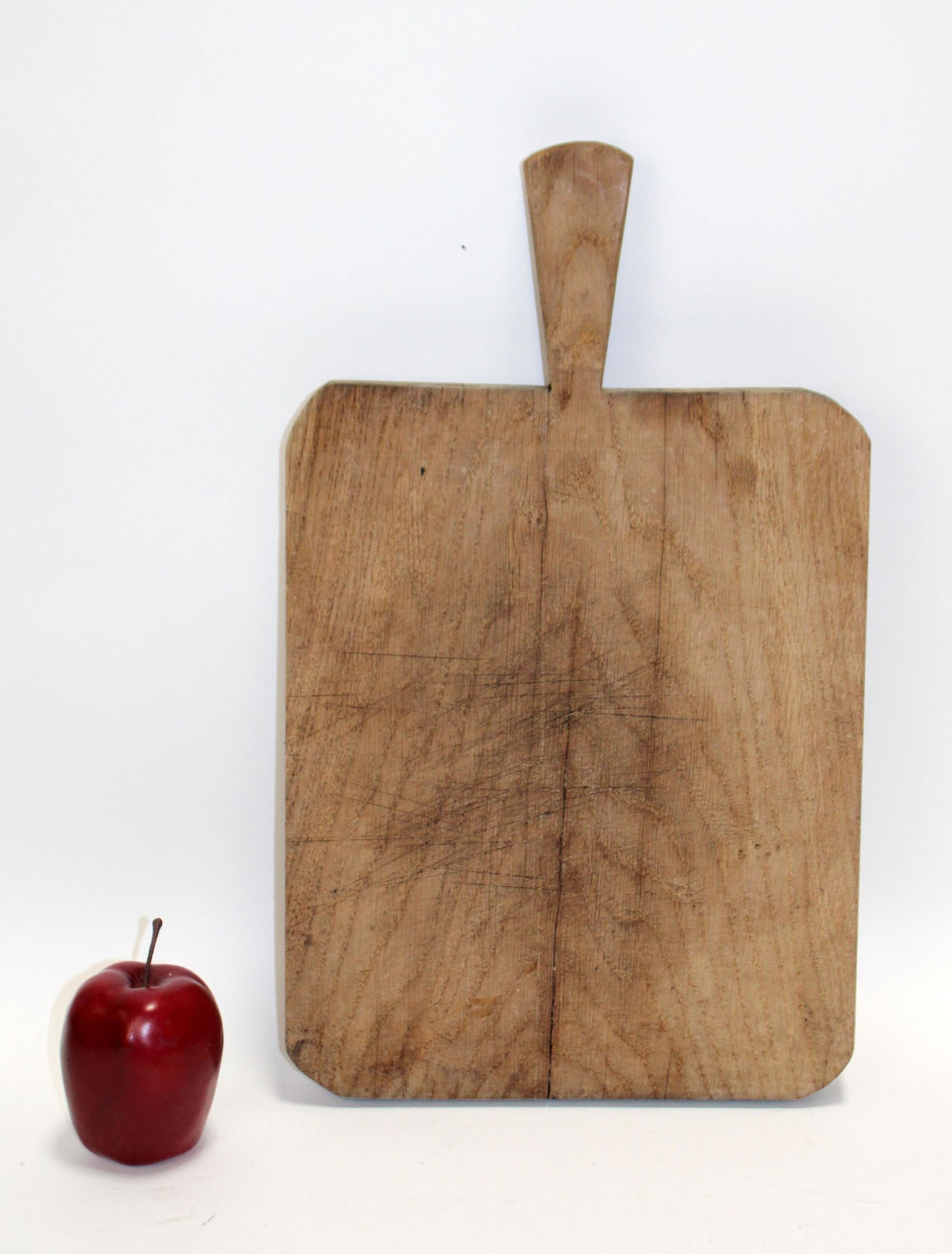 French Provincial cutting board (1 of 5)