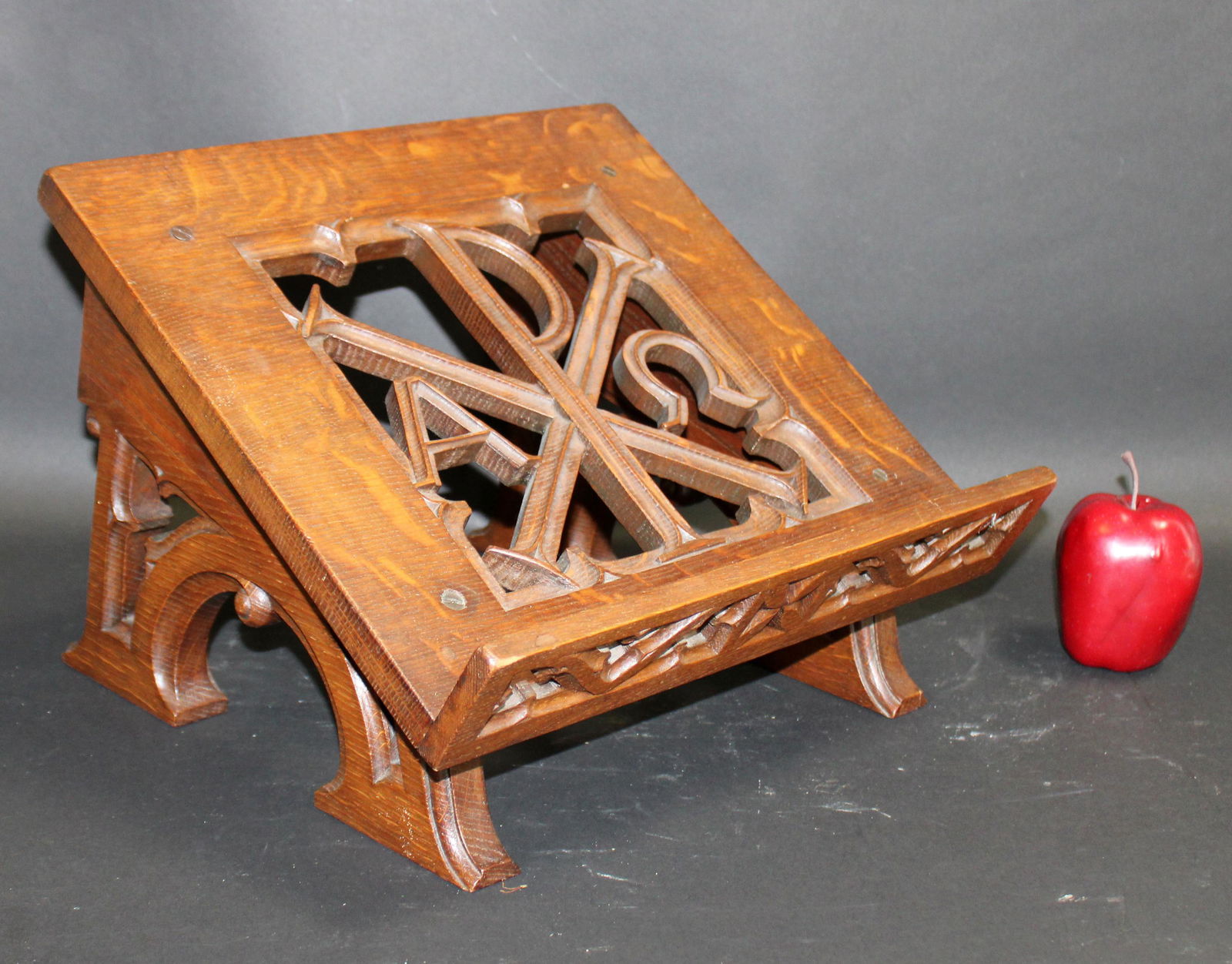 French Gothic Revival carved oak book stand (1 of 9)