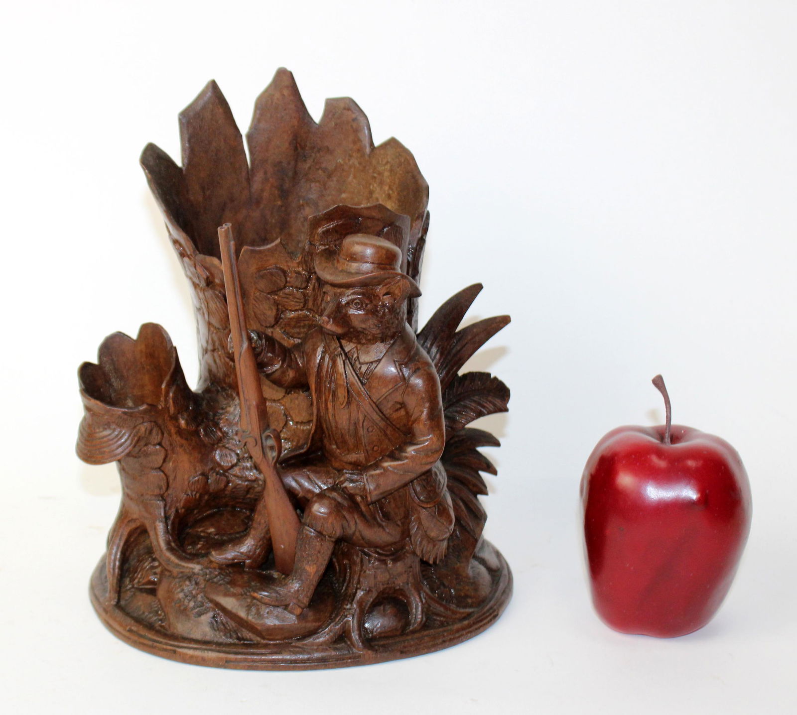 Rare French Black Forest tobacco pot with fox (1 of 9)