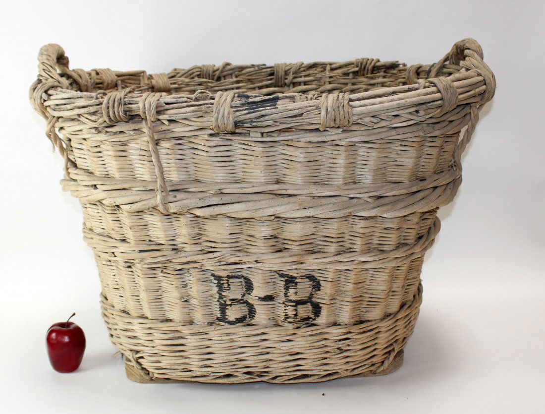 French wicker grape harvest basket (1 of 6)