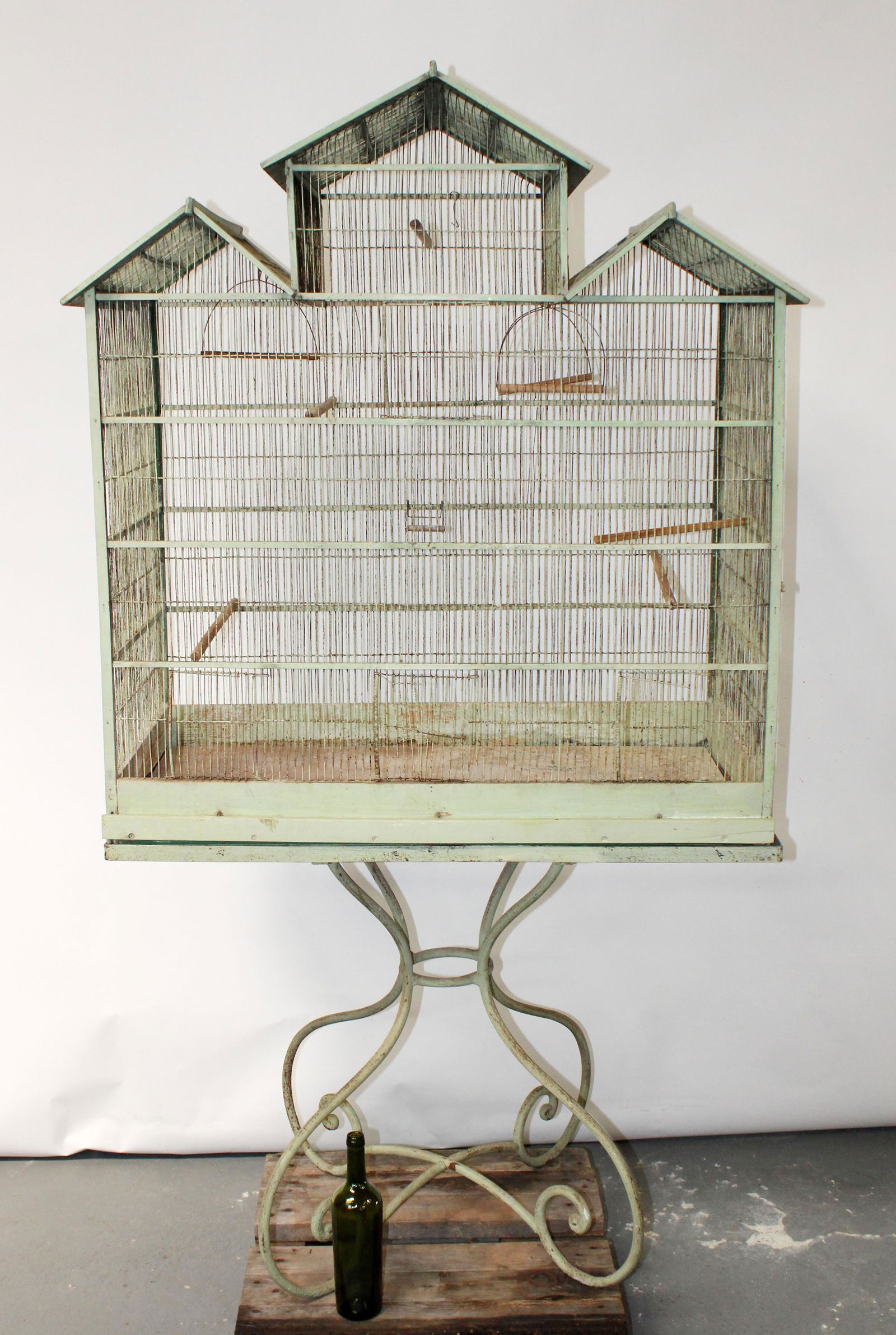 Antique Continental painted wrought iron bird cage (1 of 10)