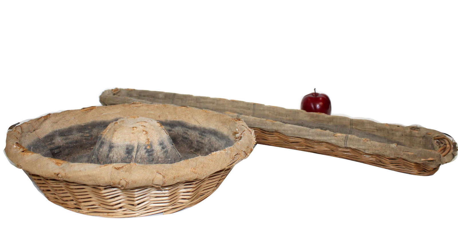 Lot of 2 French wicker bread proofing baskets (1 of 11)