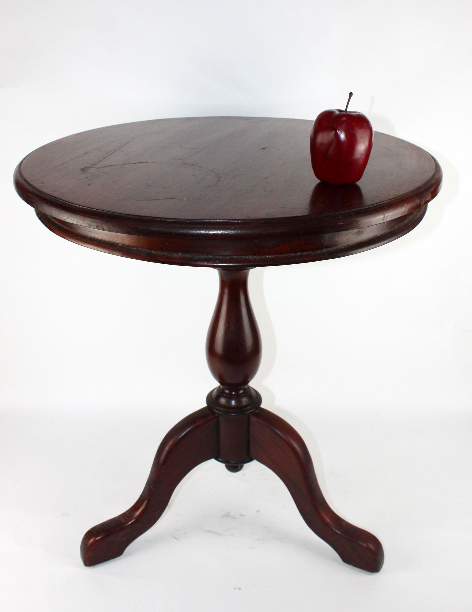 Traditional mahogany pedestal base side table (1 of 5)