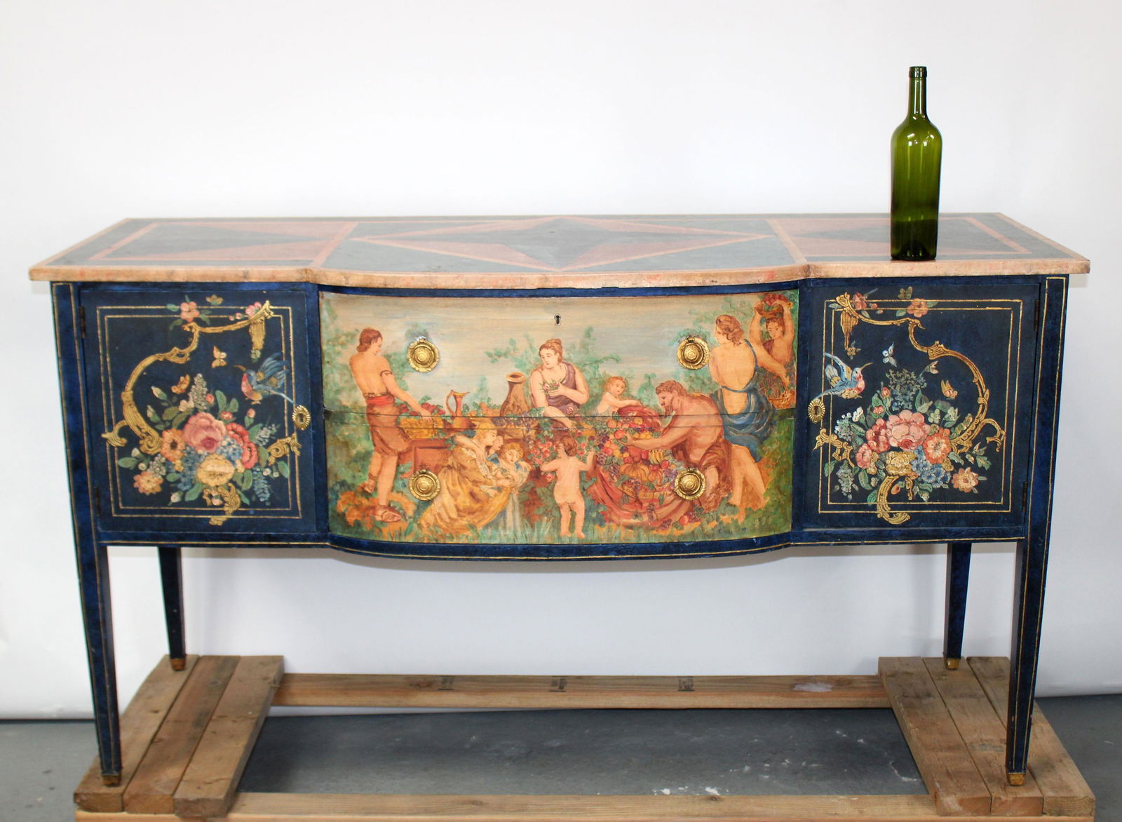 Hand painted Sheraton style sideboard (1 of 13)