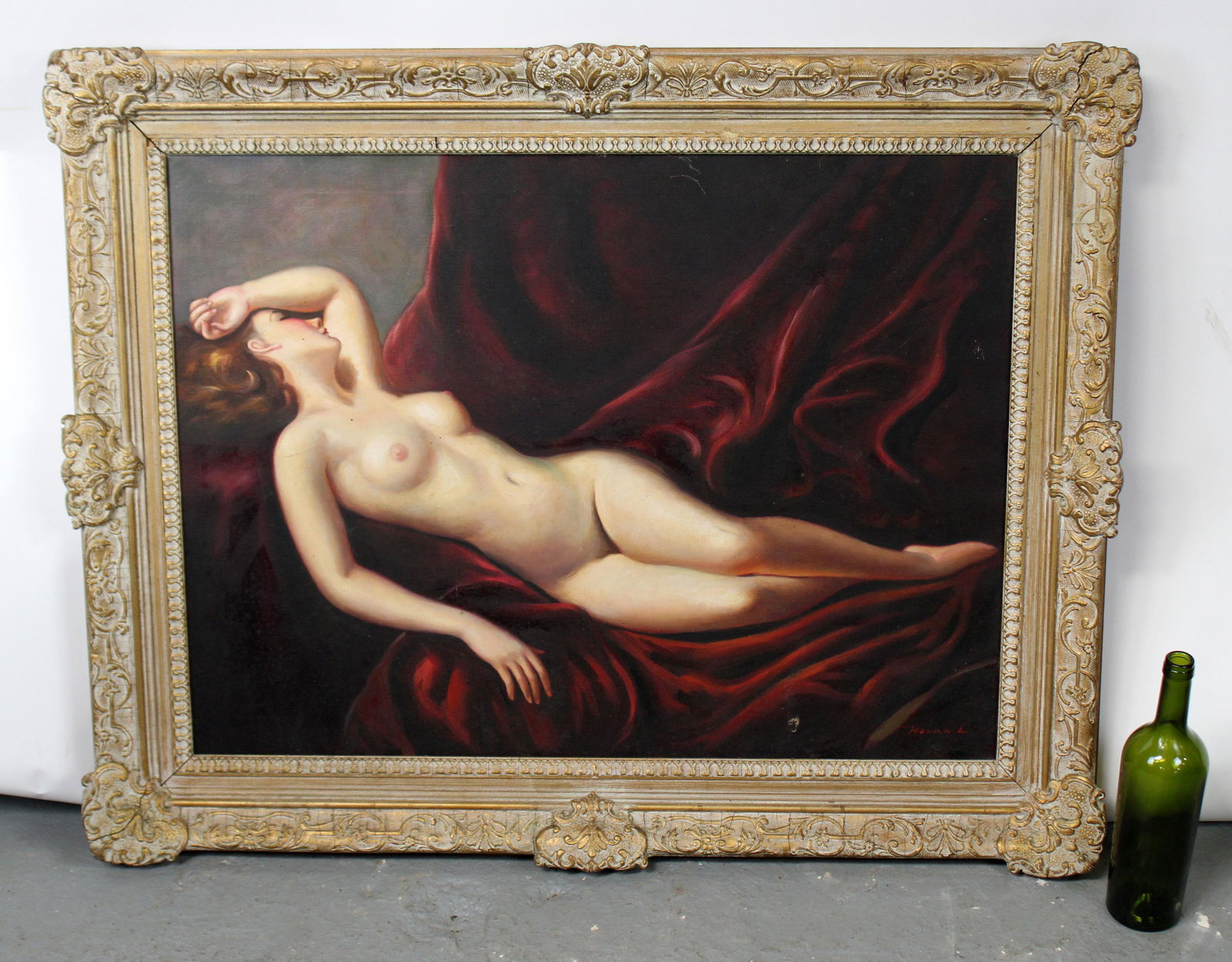 Oil on canvas painting of reclining nude: Oil on canvas painting reclining nude. Mid 20th century. Signed Havan. Framed size 31 1/4"h x 39 1/2"w, sight size 24"h x 32"w