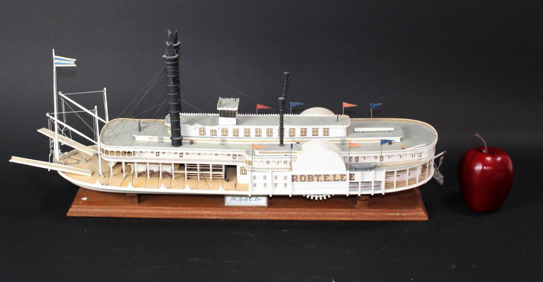 Robert E. Lee River Boat model (1 of 7)