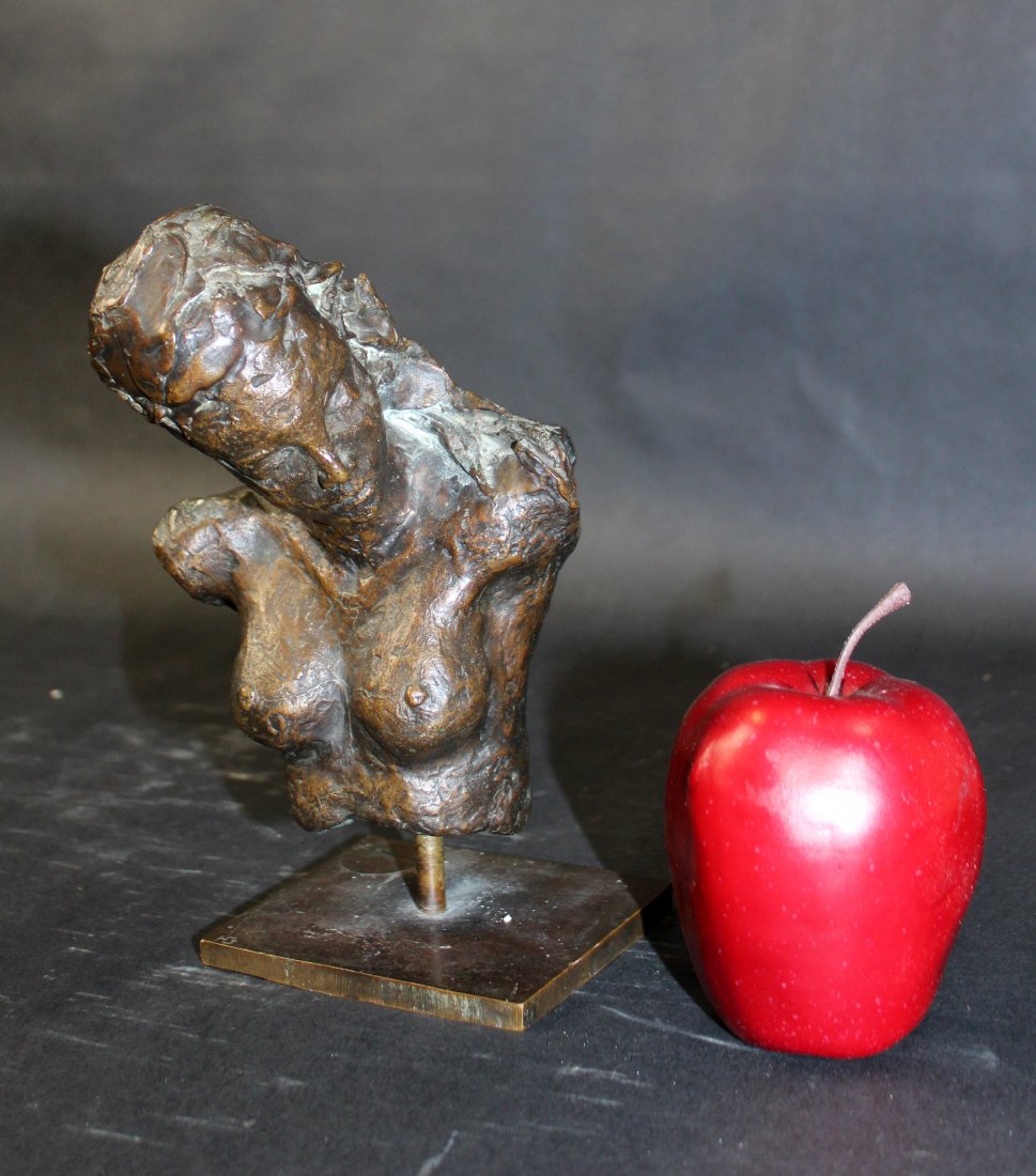 Signed bronze female bust sculpture (1 of 8)
