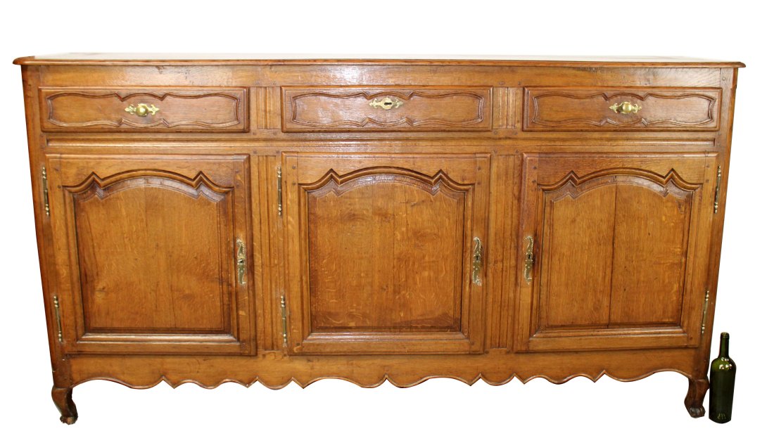 French Provincial 3 door sideboard (1 of 7)