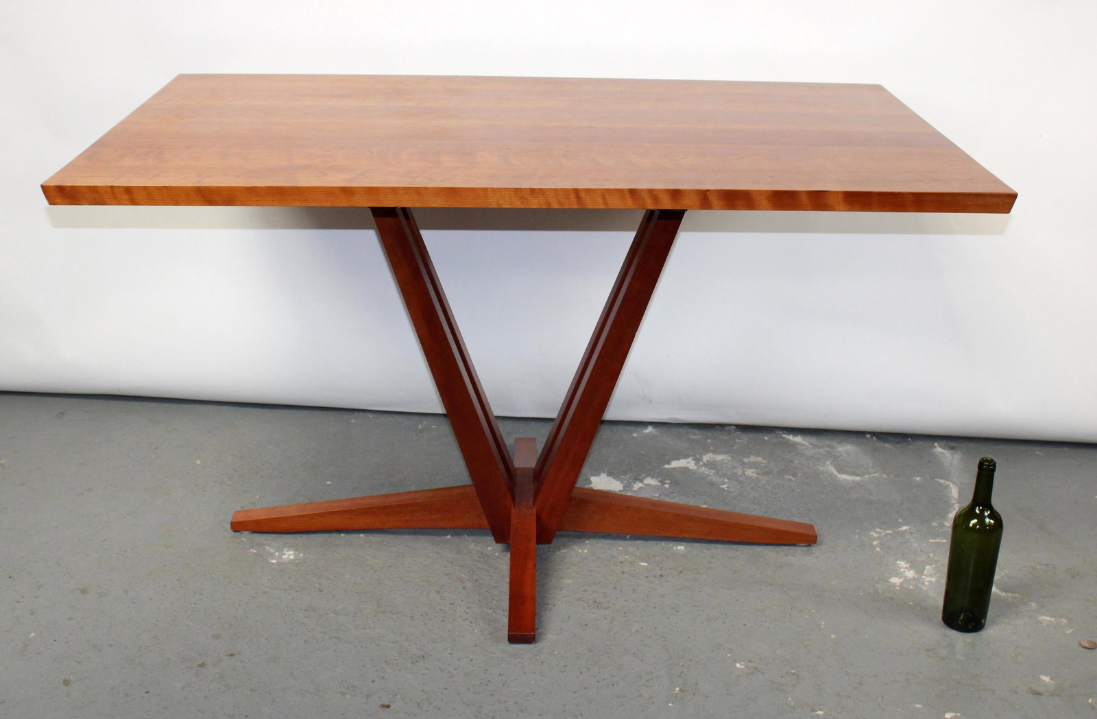Thomas Moser Edo trestle table in cherry (1 of 12)