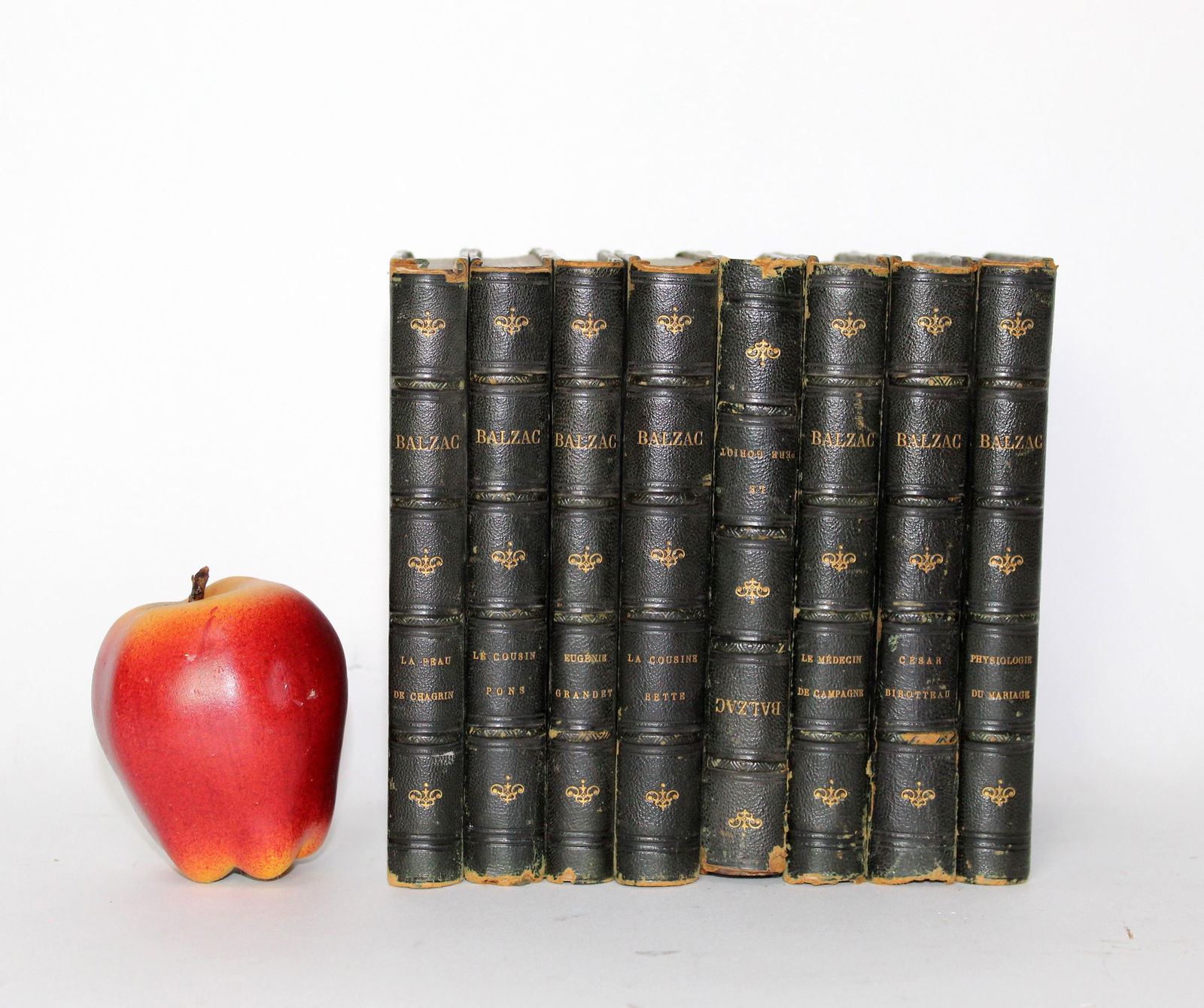 Lot of 8 antique French leather bound Balzac books (1 of 5)