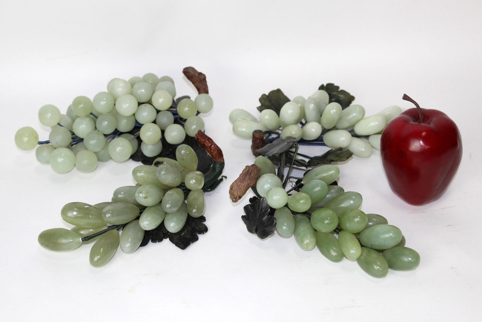 Lot of 4 jade grape clusters (1 of 4)