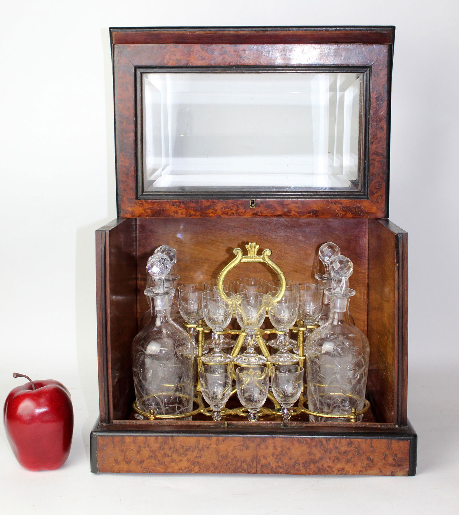 French Napoleon III tantalus box (1 of 10)