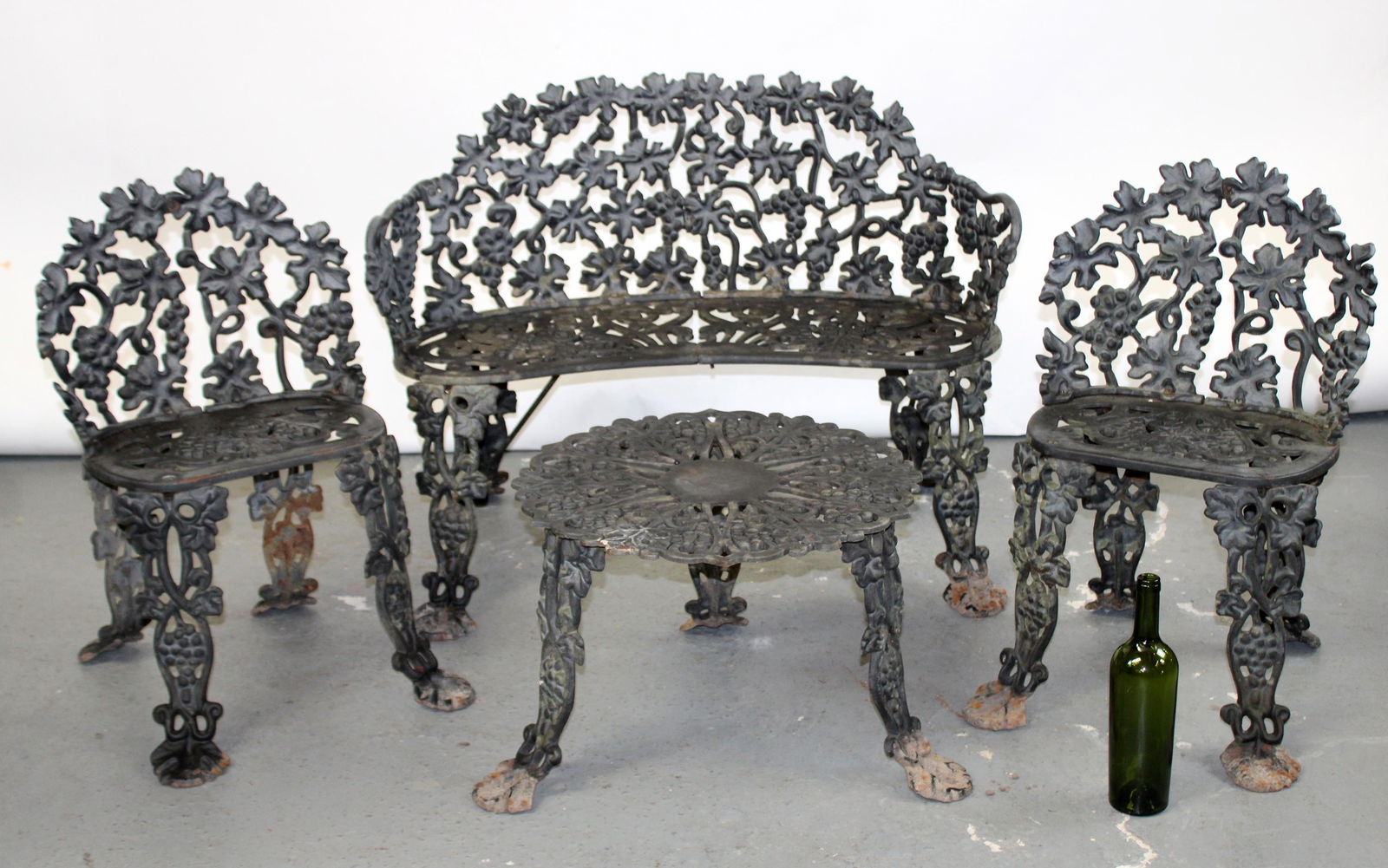 4pc Atlanta Stove Works cast iron garden set (1 of 13)