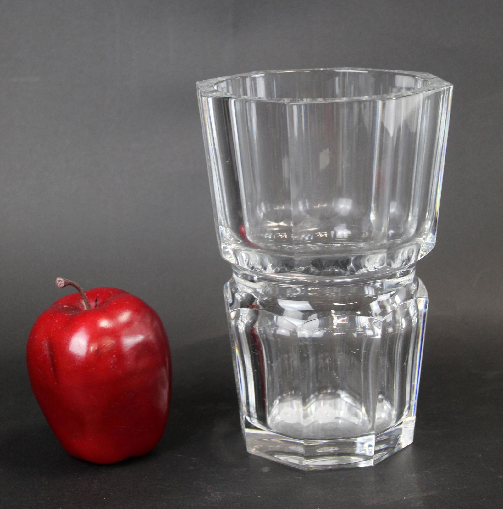 Baccarat Edith 8" crystal vase (1 of 6)