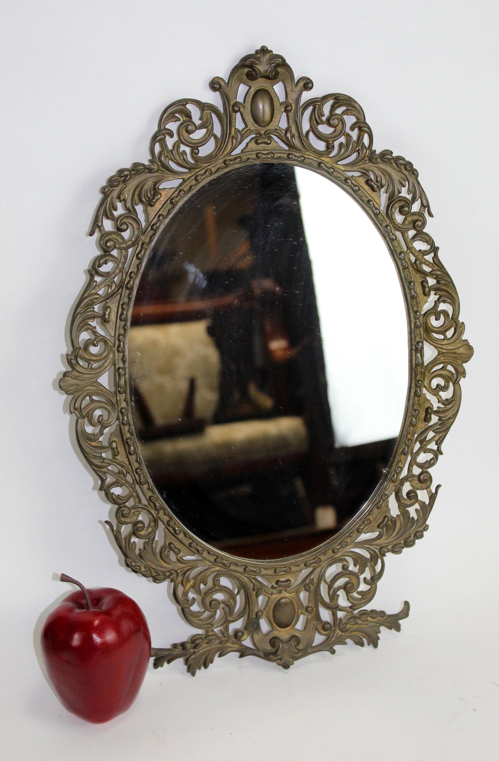 Bronze vanity mirror with cabochon crest (1 of 5)