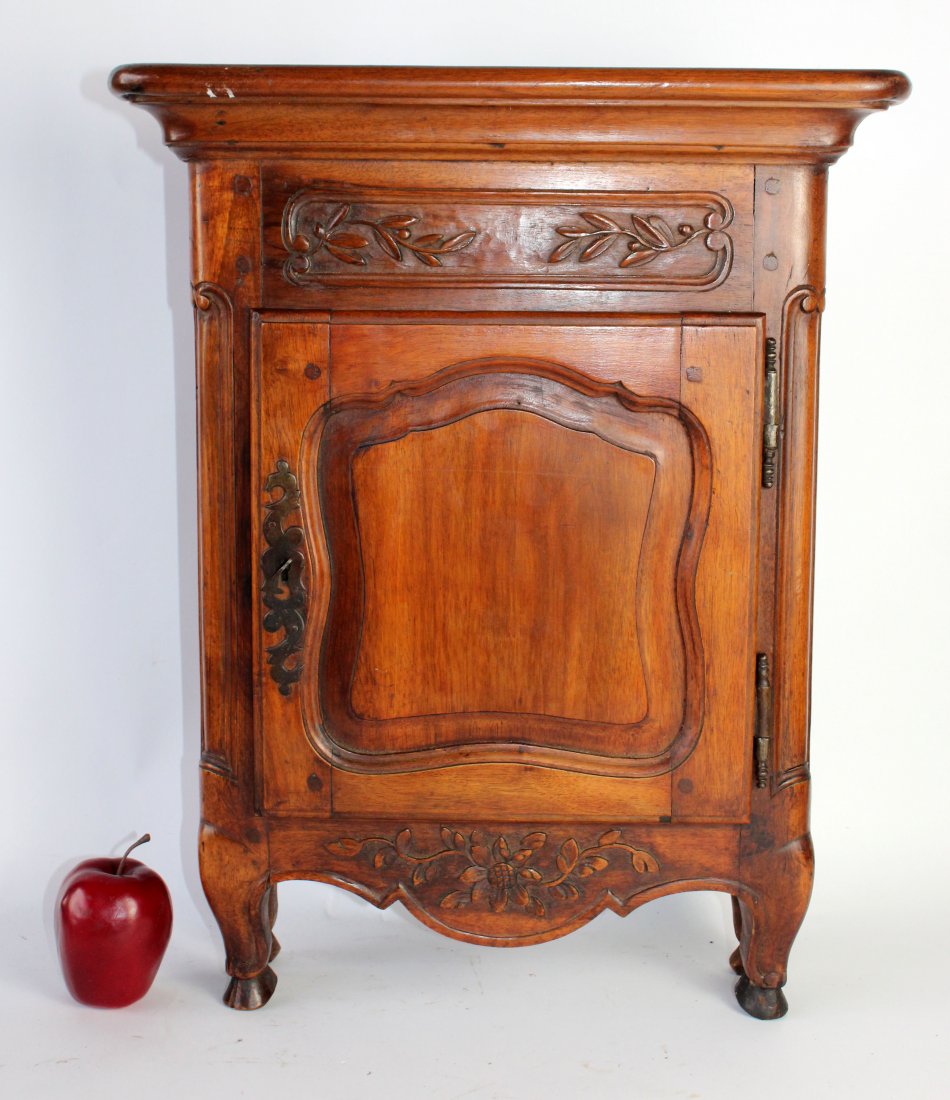 French Louis XV style walnut key cabinet (1 of 7)