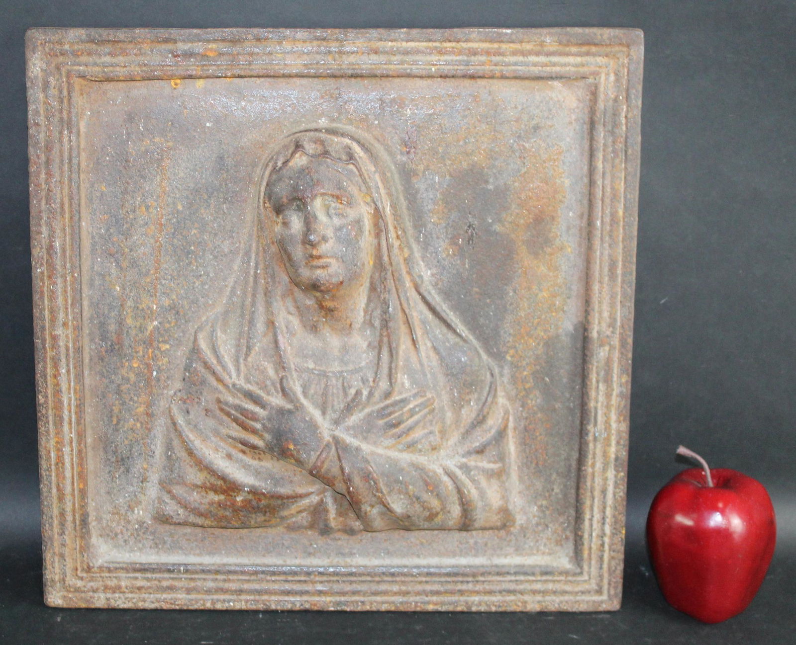 French cast iron plaque with Madonna (1 of 6)