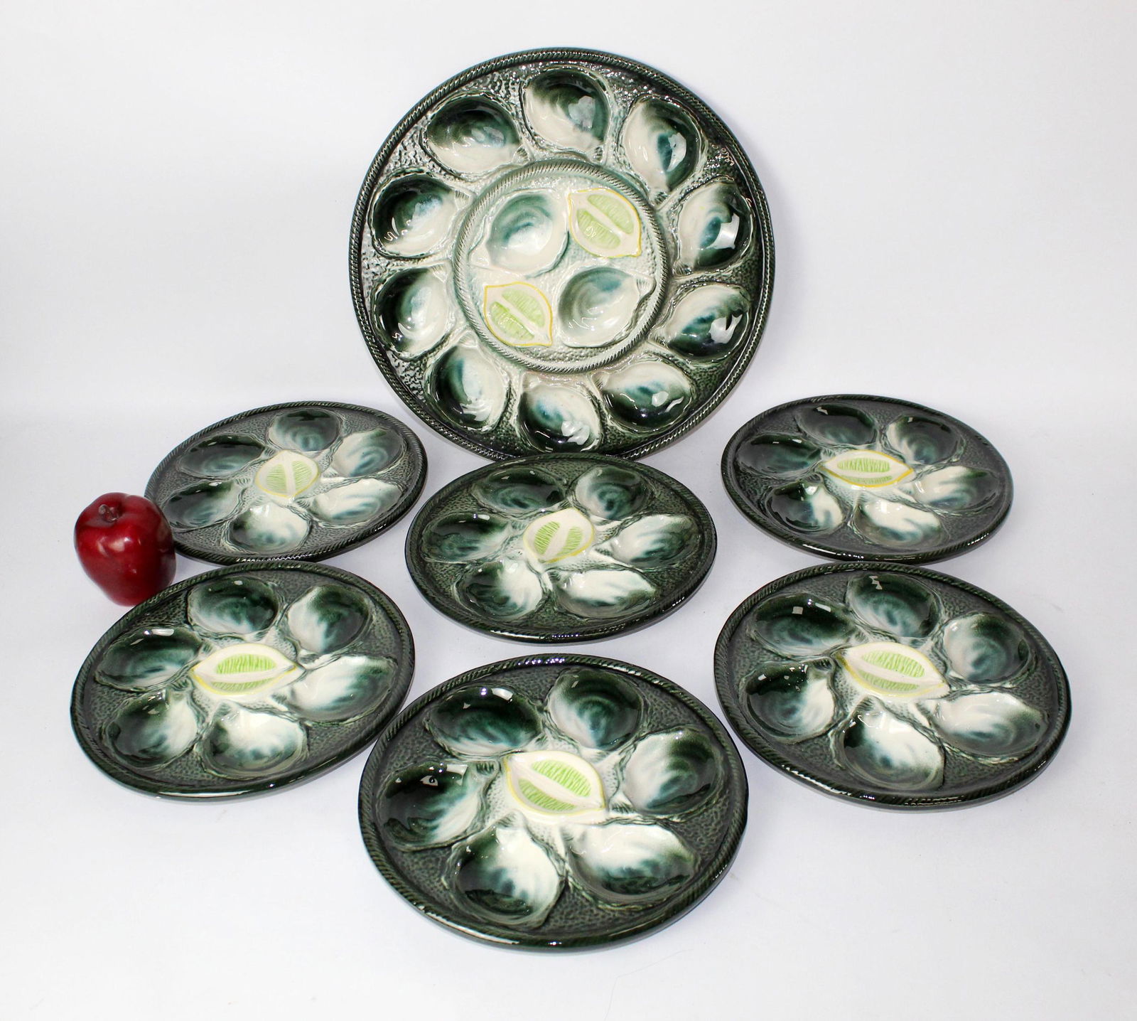 Set of 6 French St Clement oyster plates and platter (1 of 7)