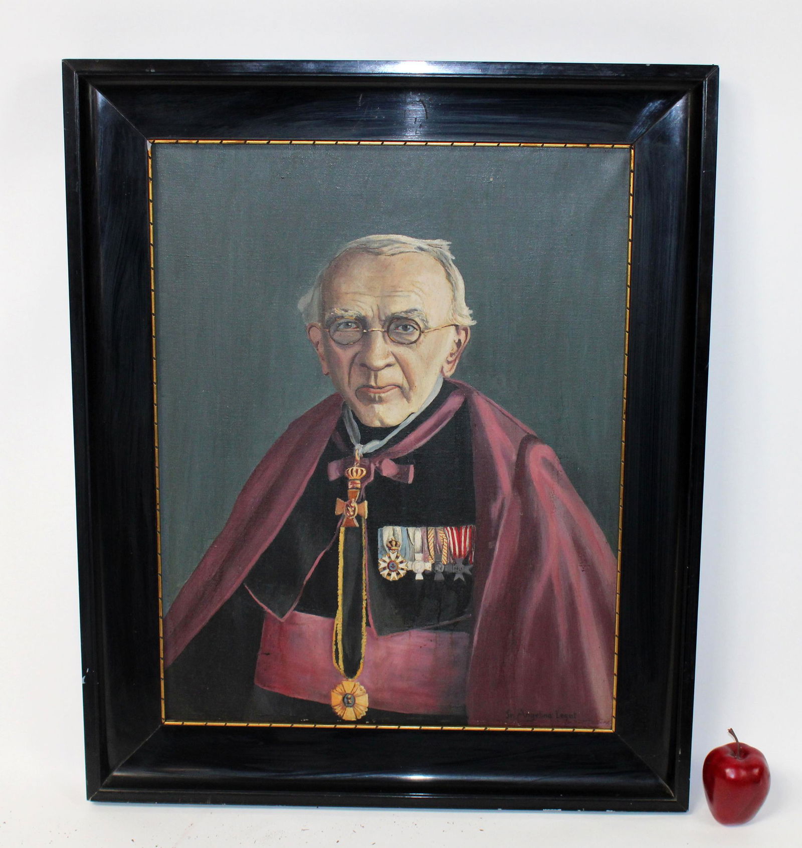 Antique oil on canvas painting portrait of a priest (1 of 8)