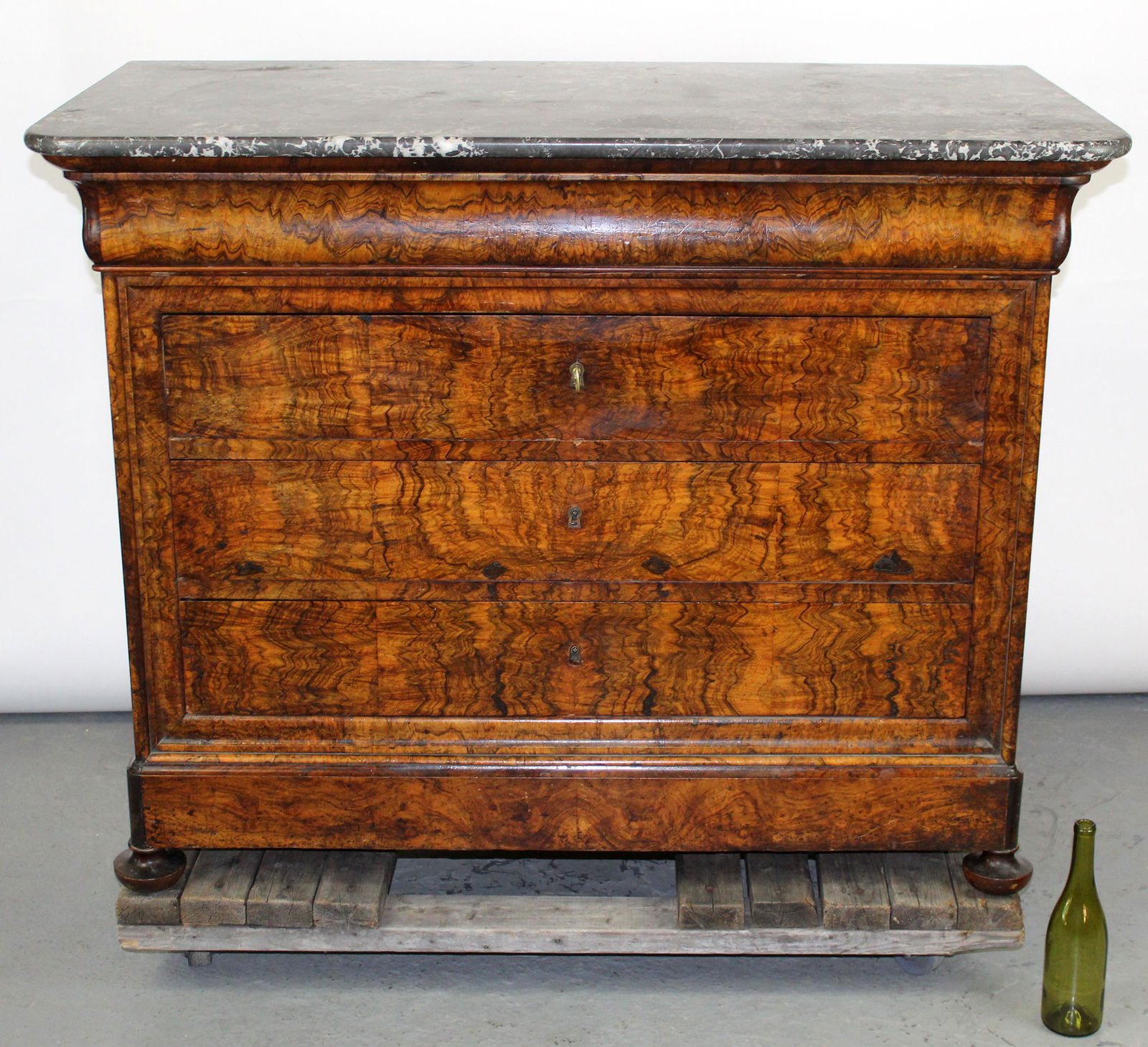 French Louis Philippe commode in burl walnut (1 of 12)