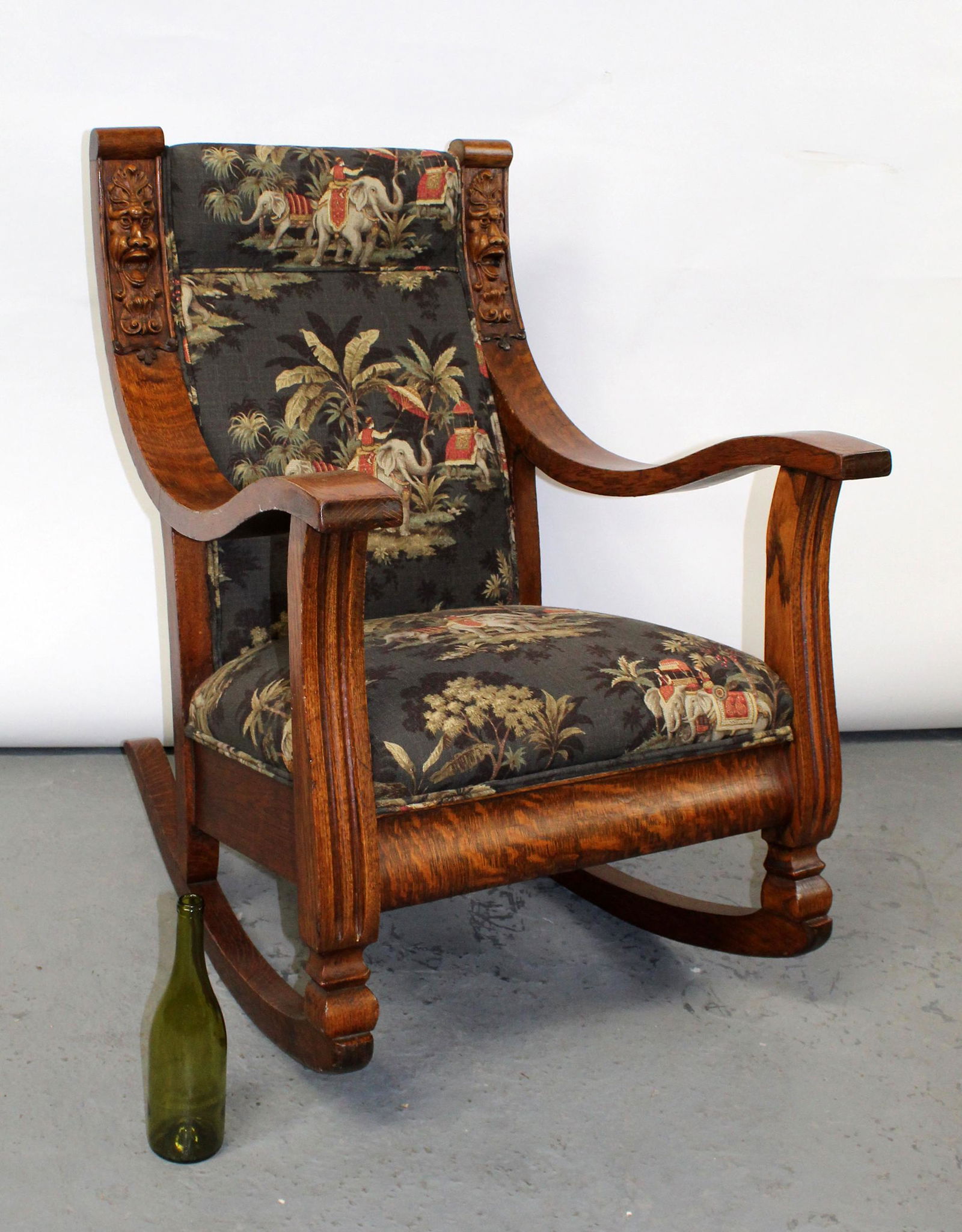 Antique American rocking chair in tiger oak (1 of 10)