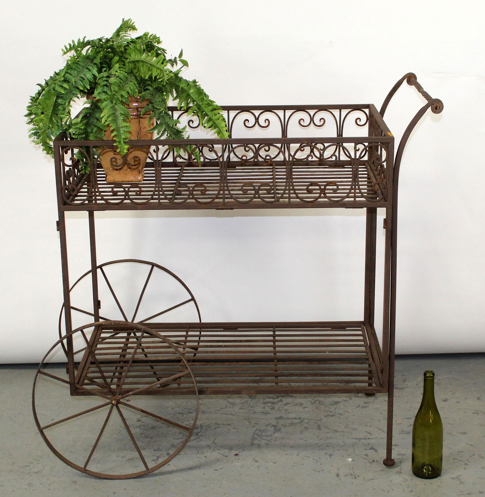 Vintage wrought iron rolling garden flower cart (1 of 14)