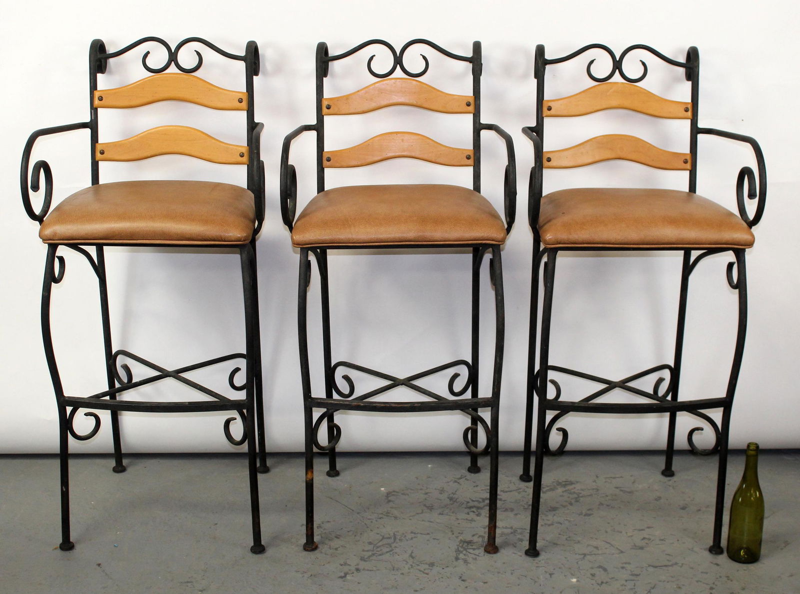 Set of 3 wrought iron and wood barstools (1 of 10)