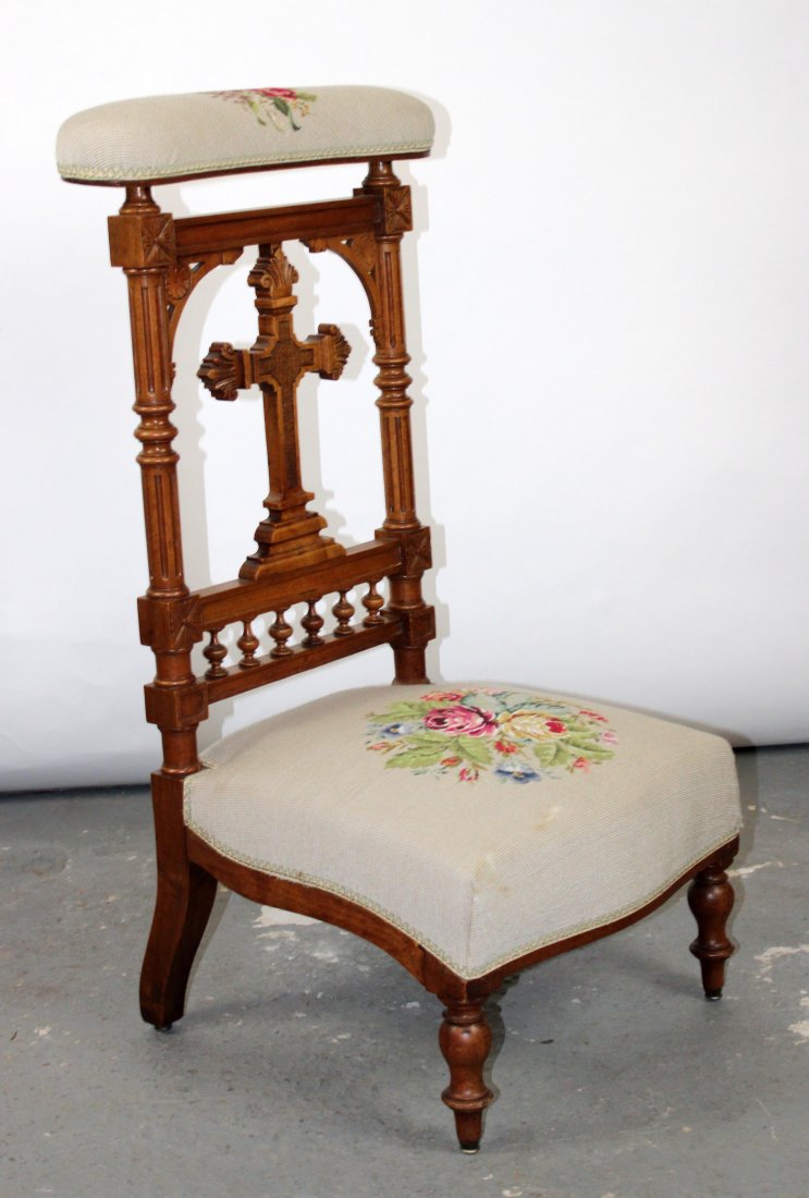 French Gothic prayer bench in walnut (1 of 5)