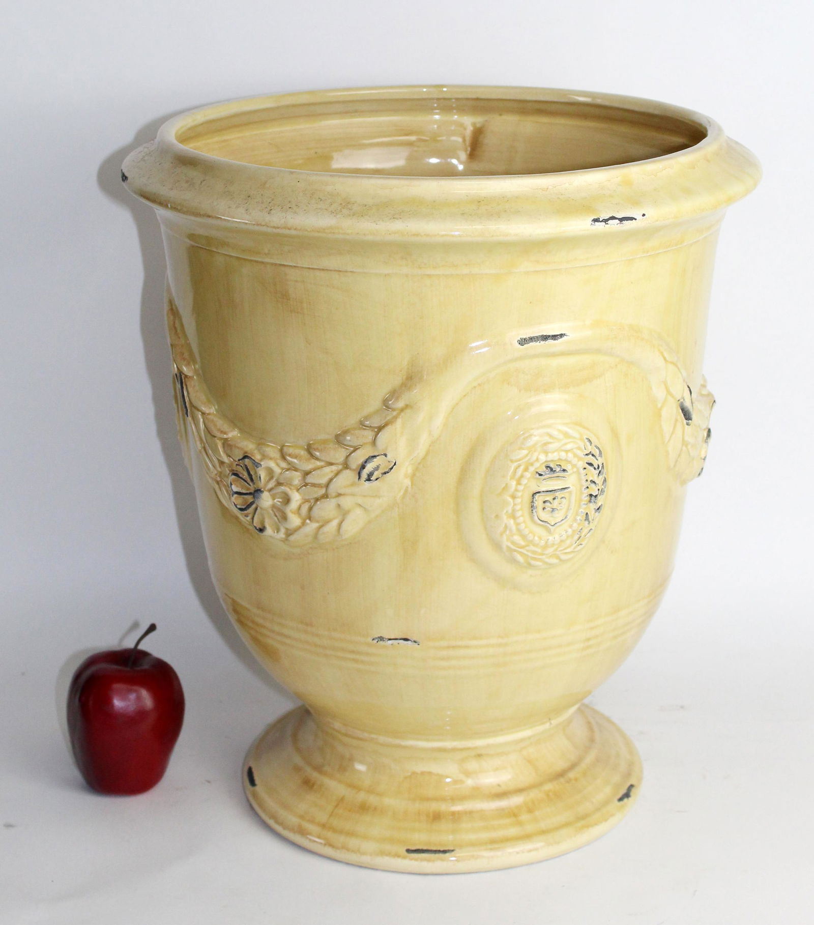 Italian glazed pottery urn with garland (1 of 8)
