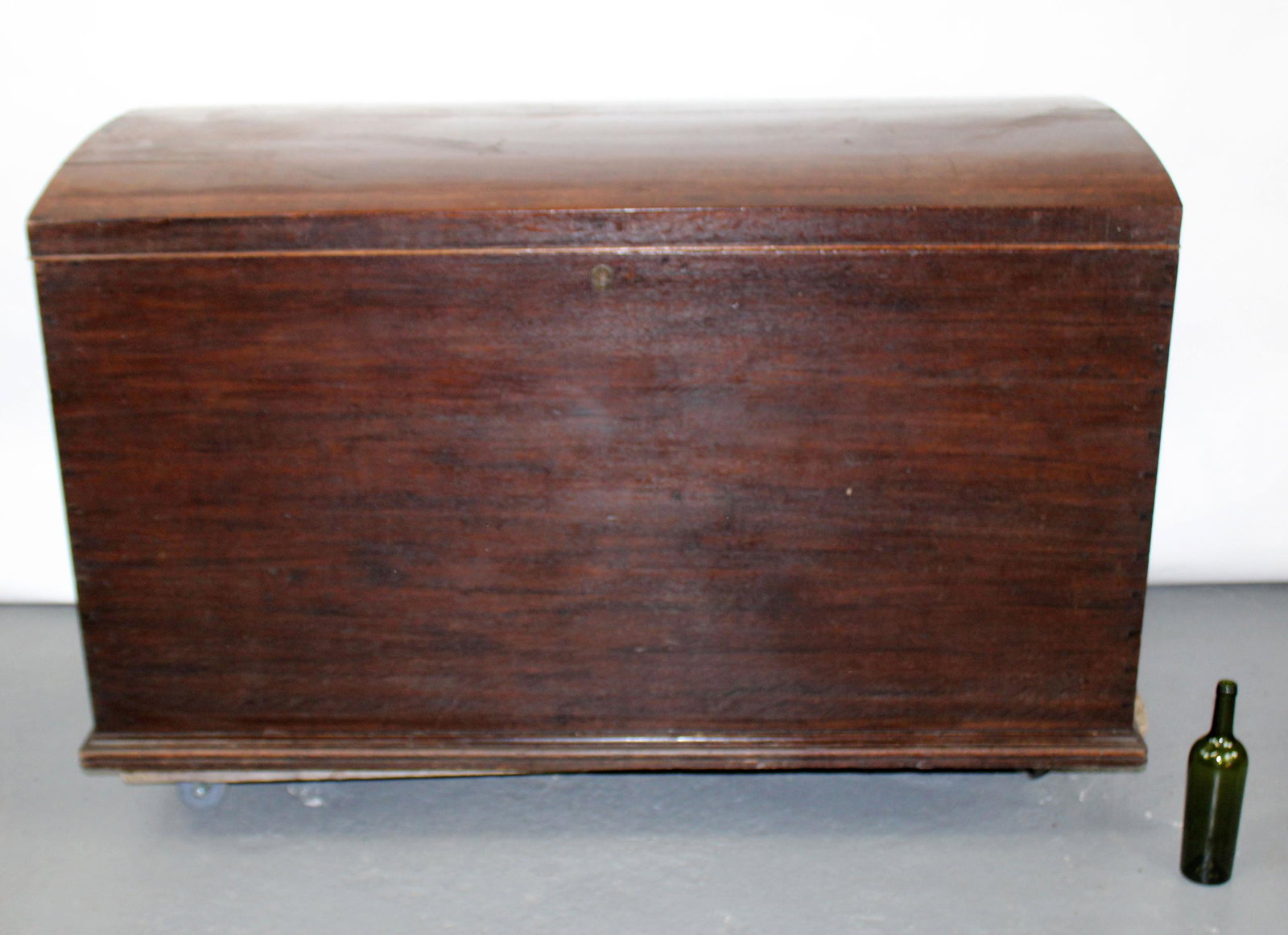 English grand scale dome top trunk (1 of 12)