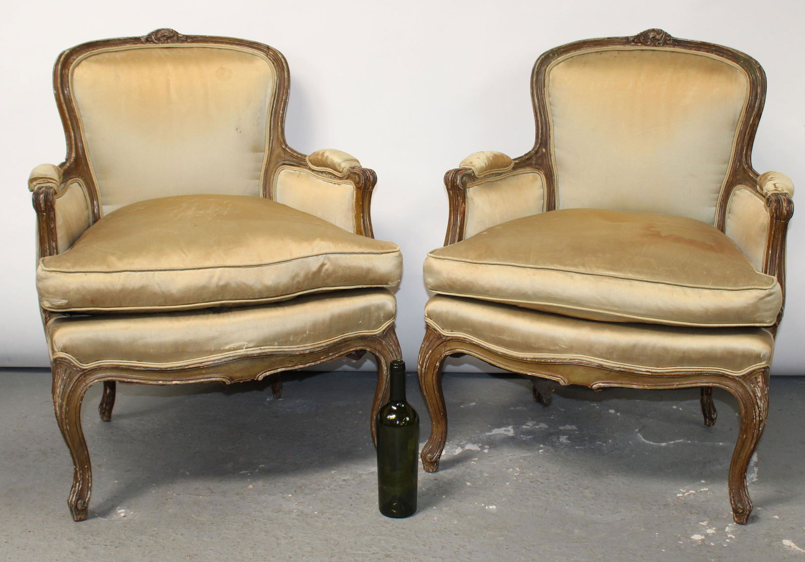 Pair French Louis XV style painted bergere armchairs (1 of 11)