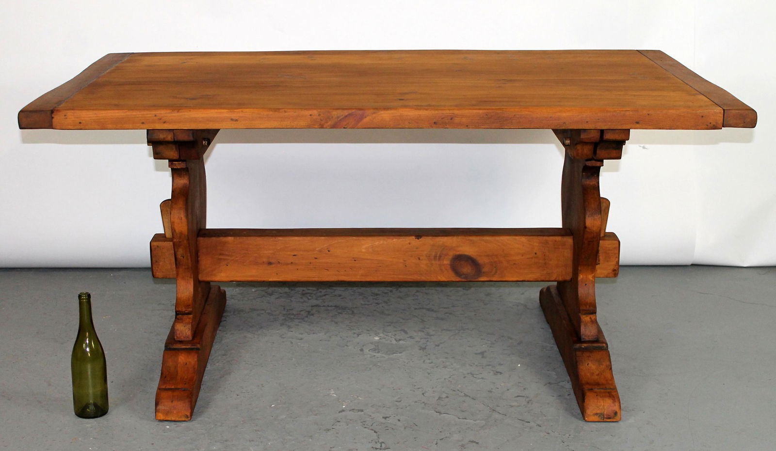 Pine trestle table (1 of 9)