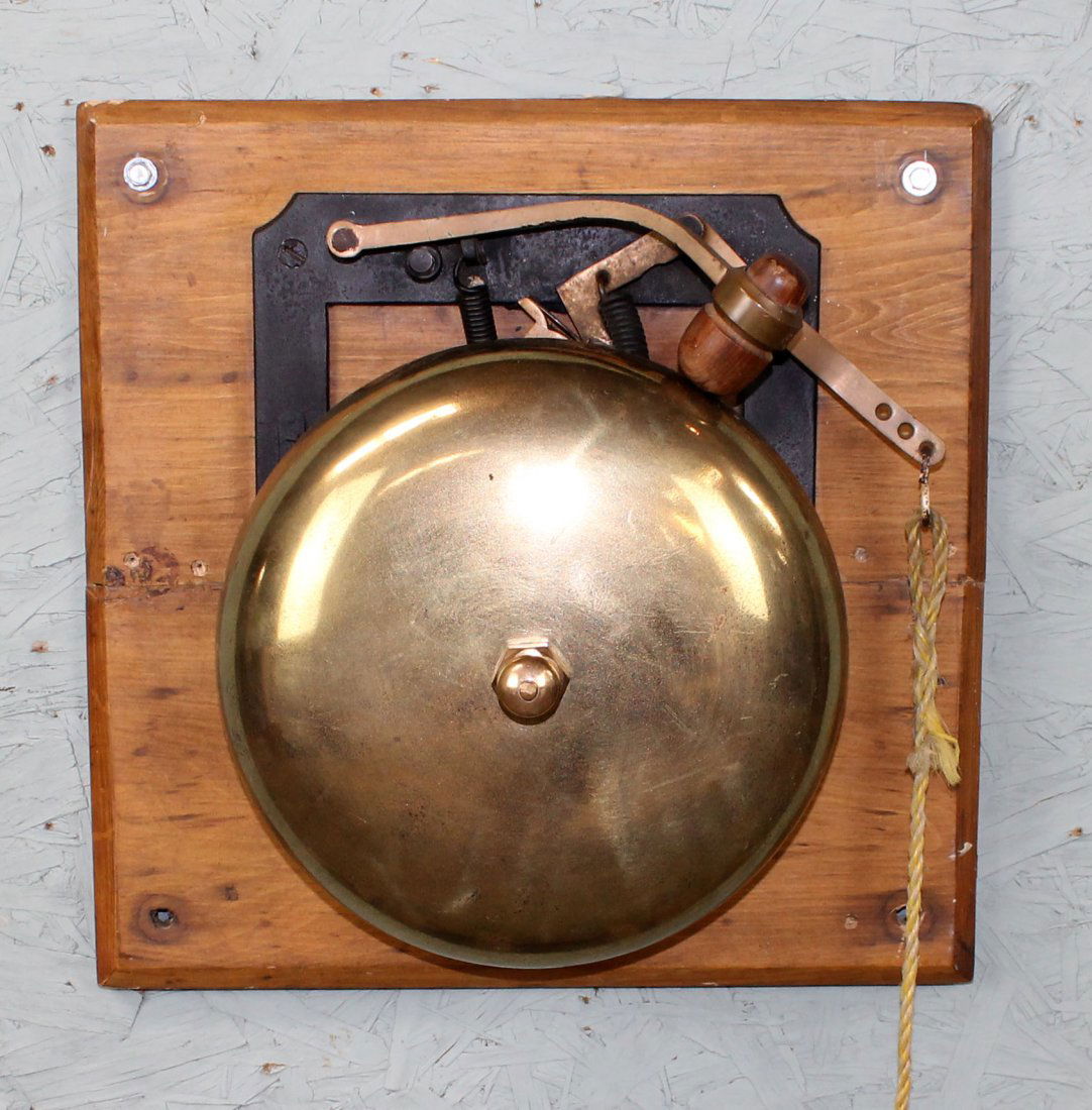 J. Morrison Brass MFG boxing bell (1 of 9)